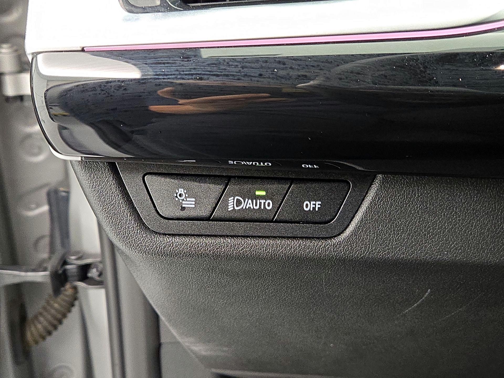 Thumbnail: 2023 BMW X1 - 13