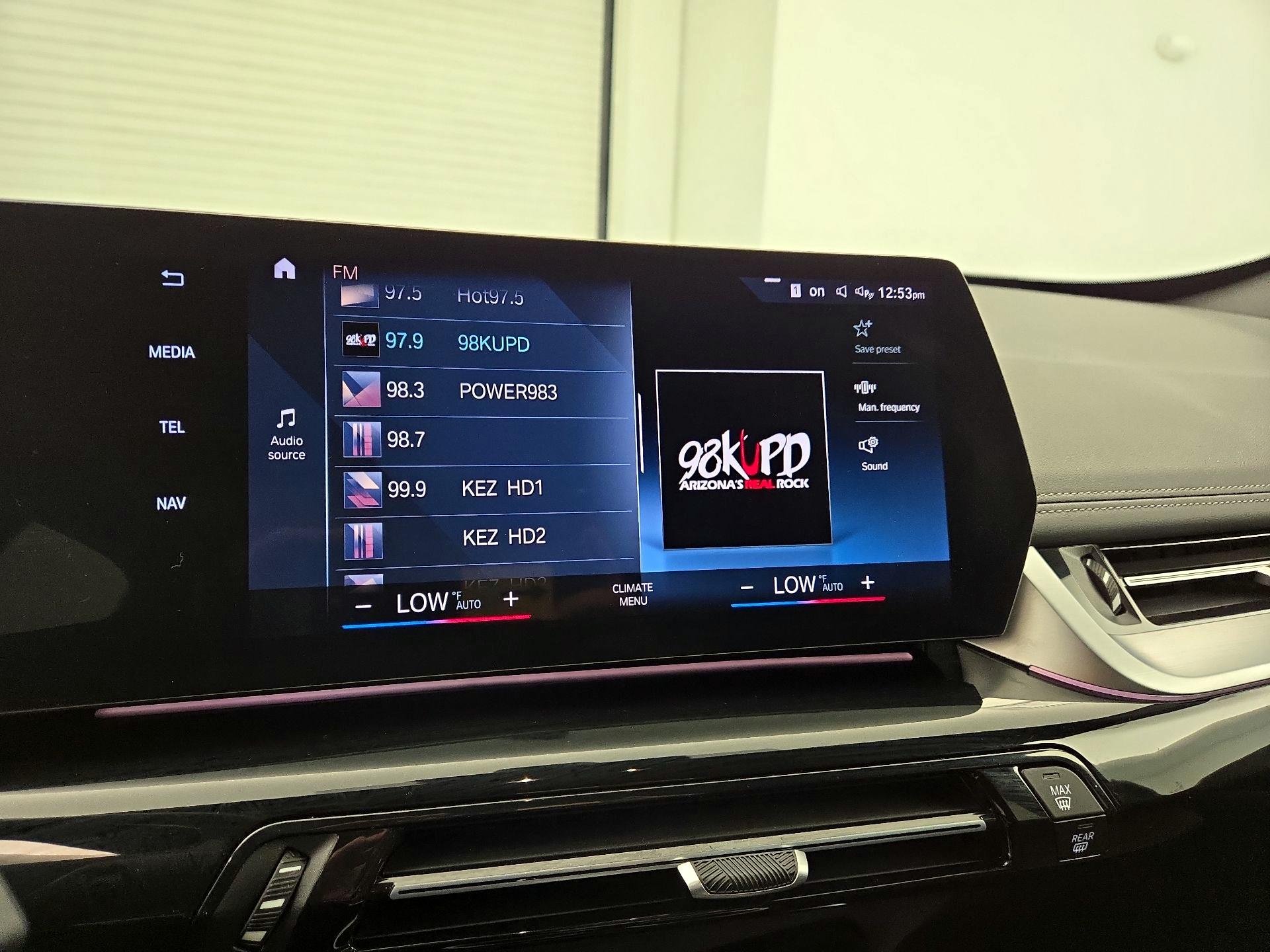 Thumbnail: 2023 BMW X1 - 16