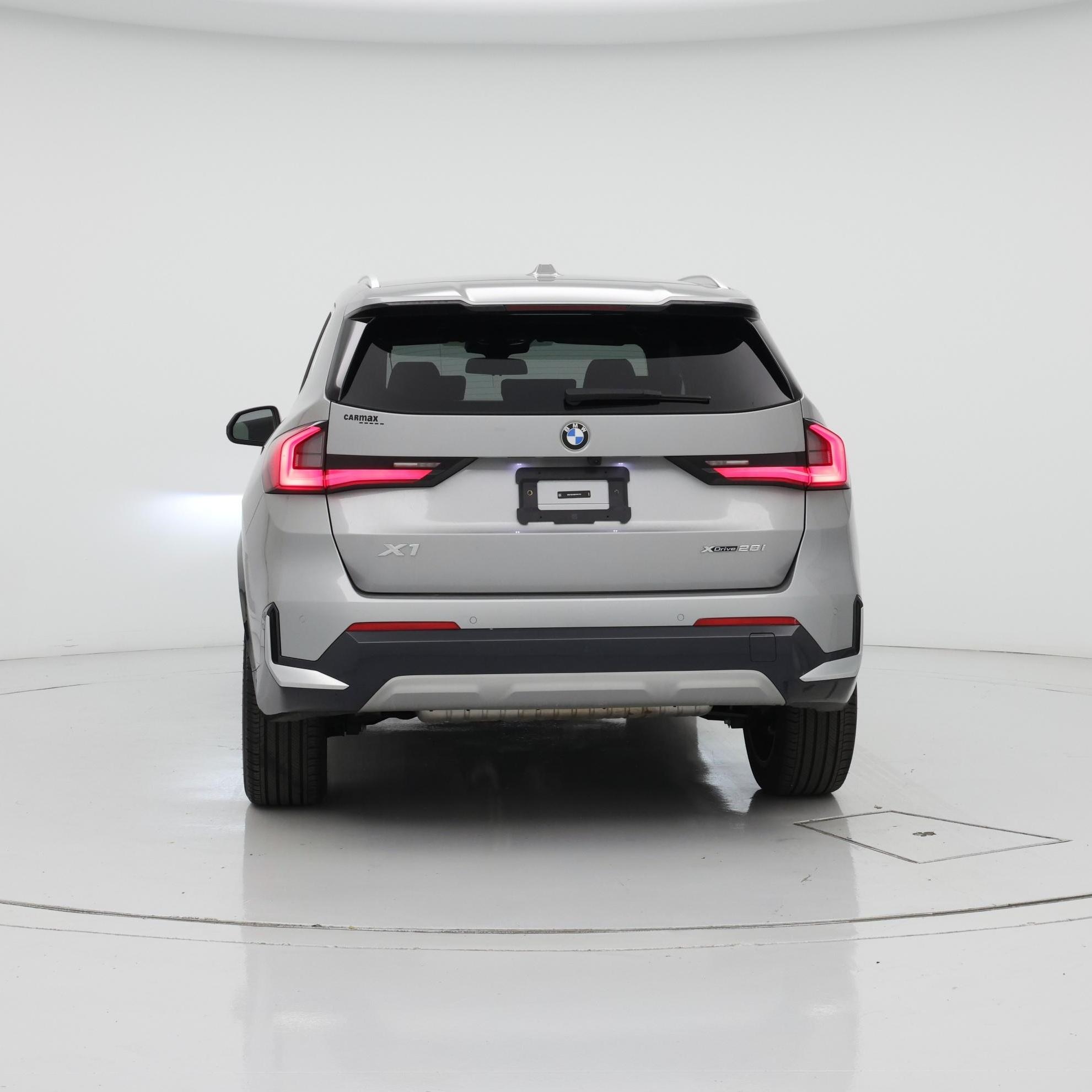 Thumbnail: 2023 BMW X1 - 6