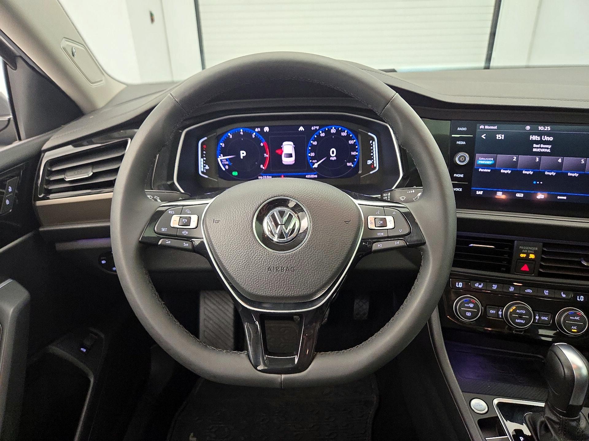 Thumbnail: 2020 Volkswagen Jetta - 10