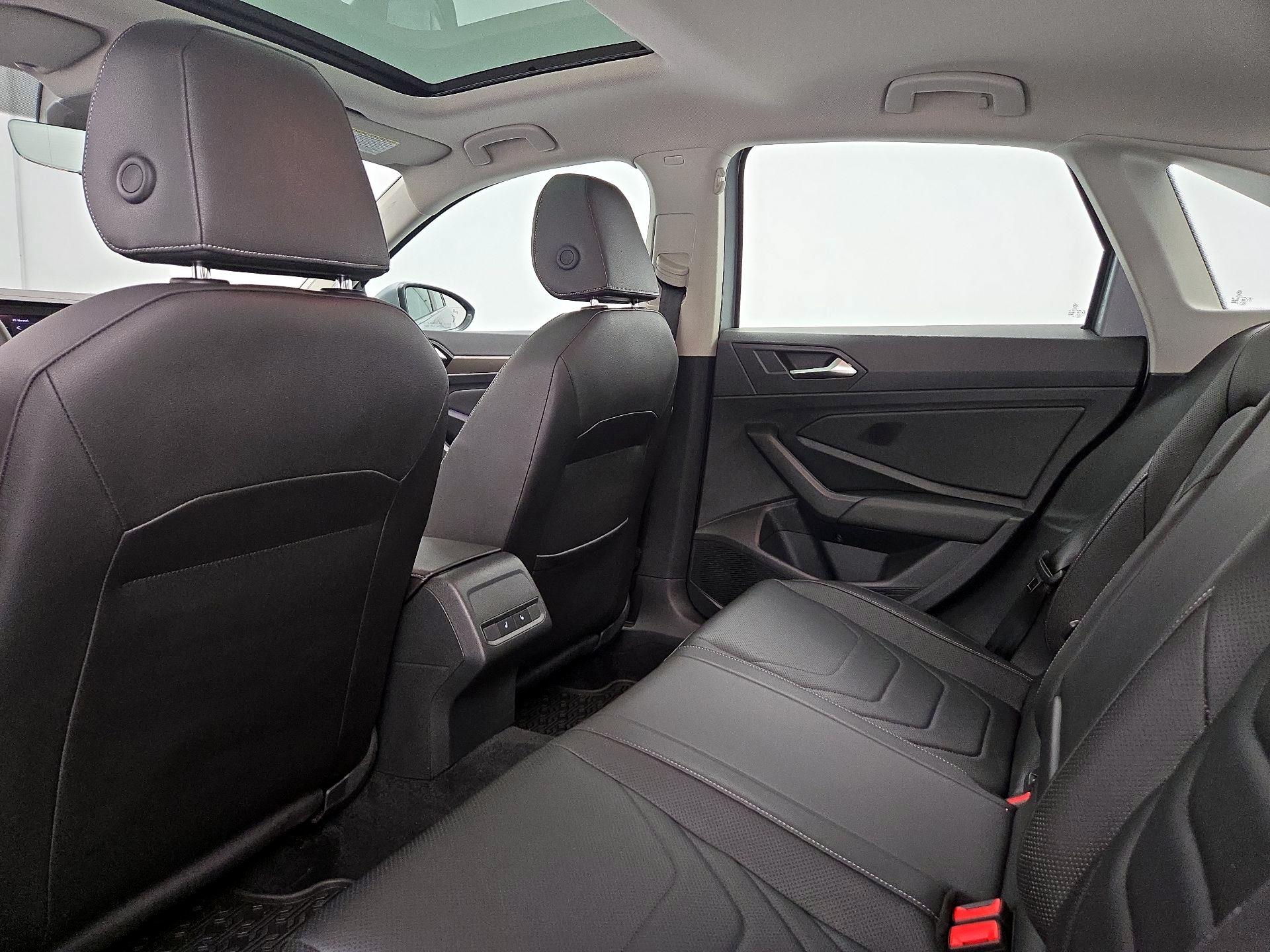 Thumbnail: 2020 Volkswagen Jetta - 20