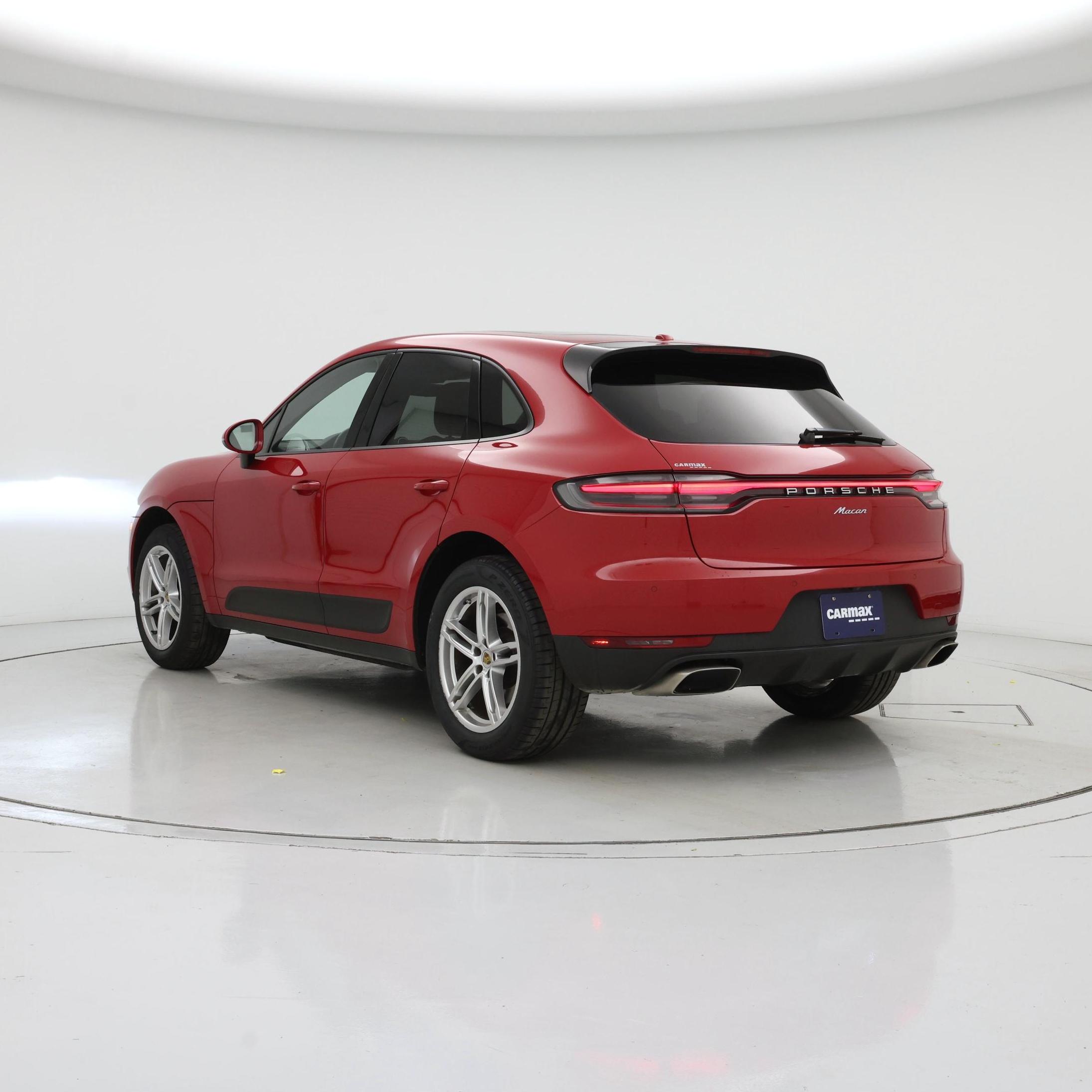Thumbnail: 2020 Porsche Macan - 2