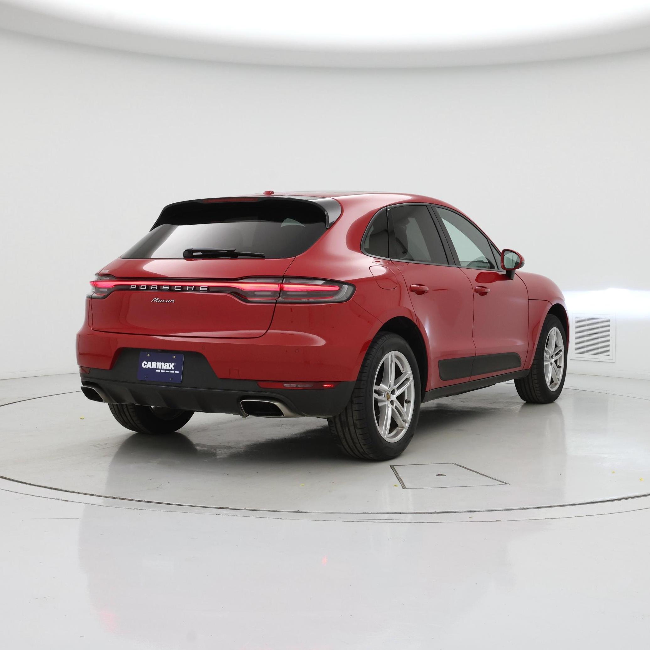 Thumbnail: 2020 Porsche Macan - 8