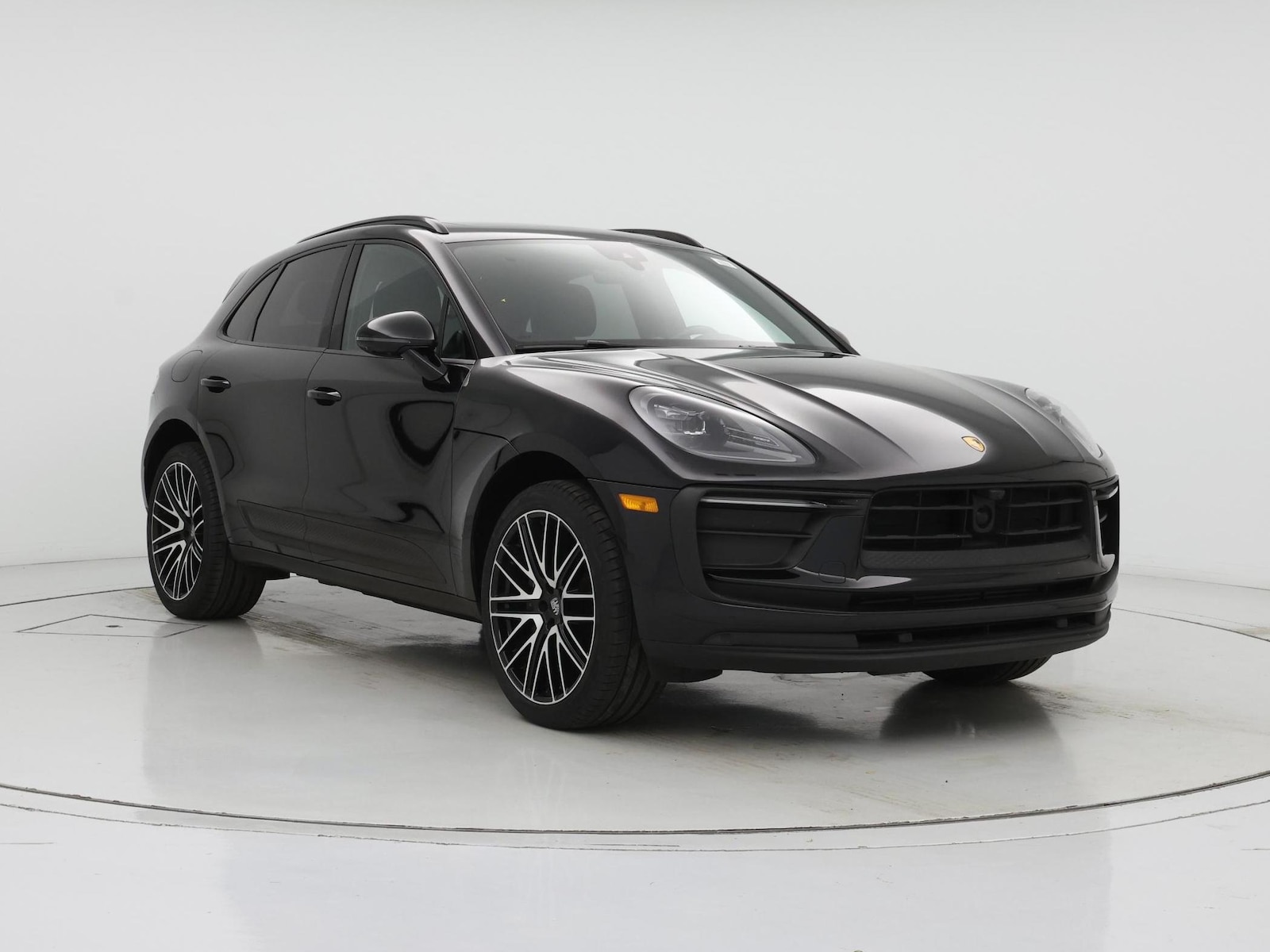 2022 Porsche Macan Base
