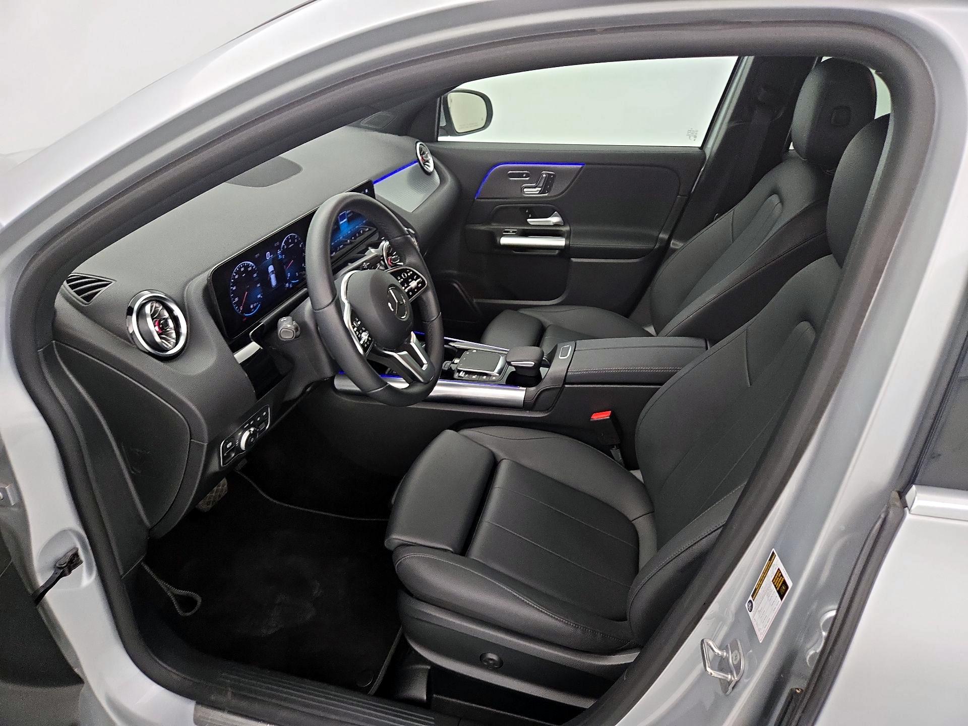 Thumbnail: 2023 Mercedes-Benz GLA - 11