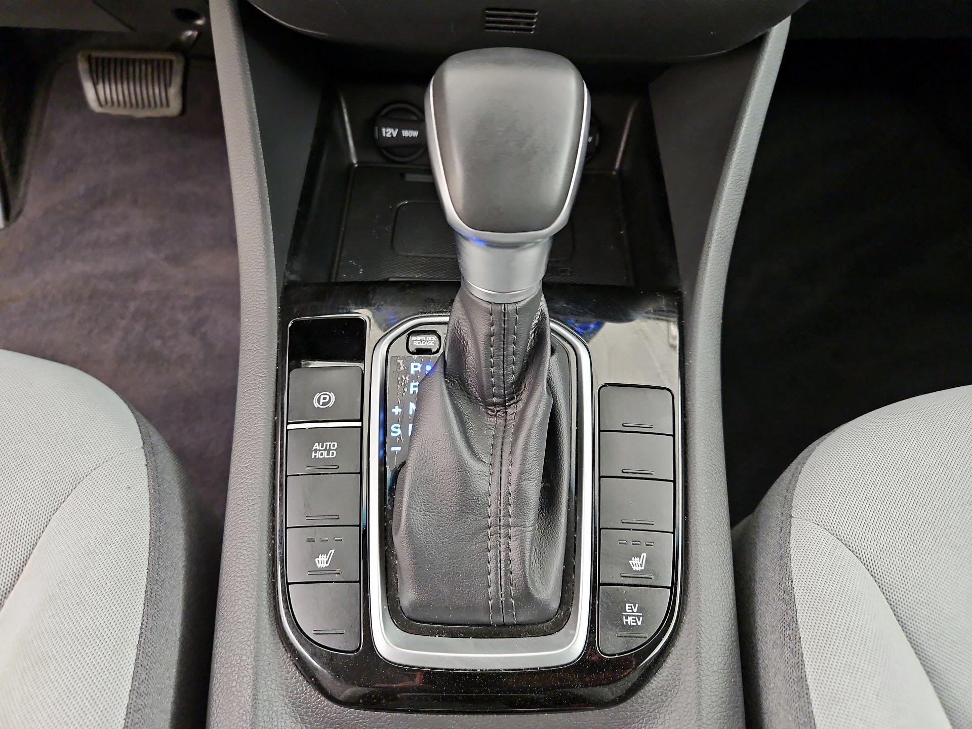 Thumbnail: 2021 Hyundai Ioniq - 17