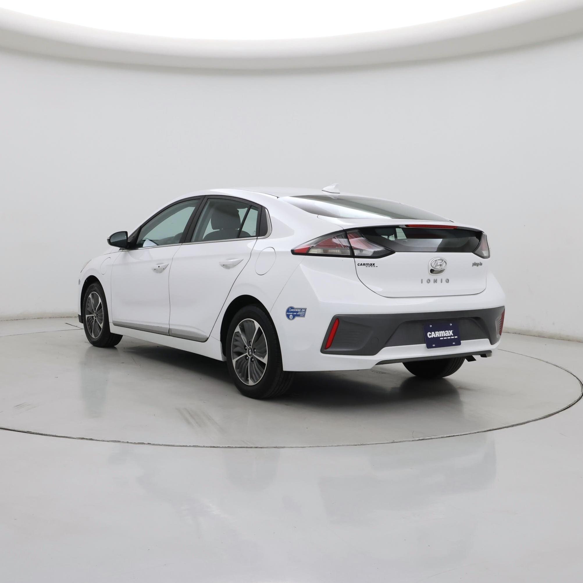 Thumbnail: 2021 Hyundai Ioniq - 2