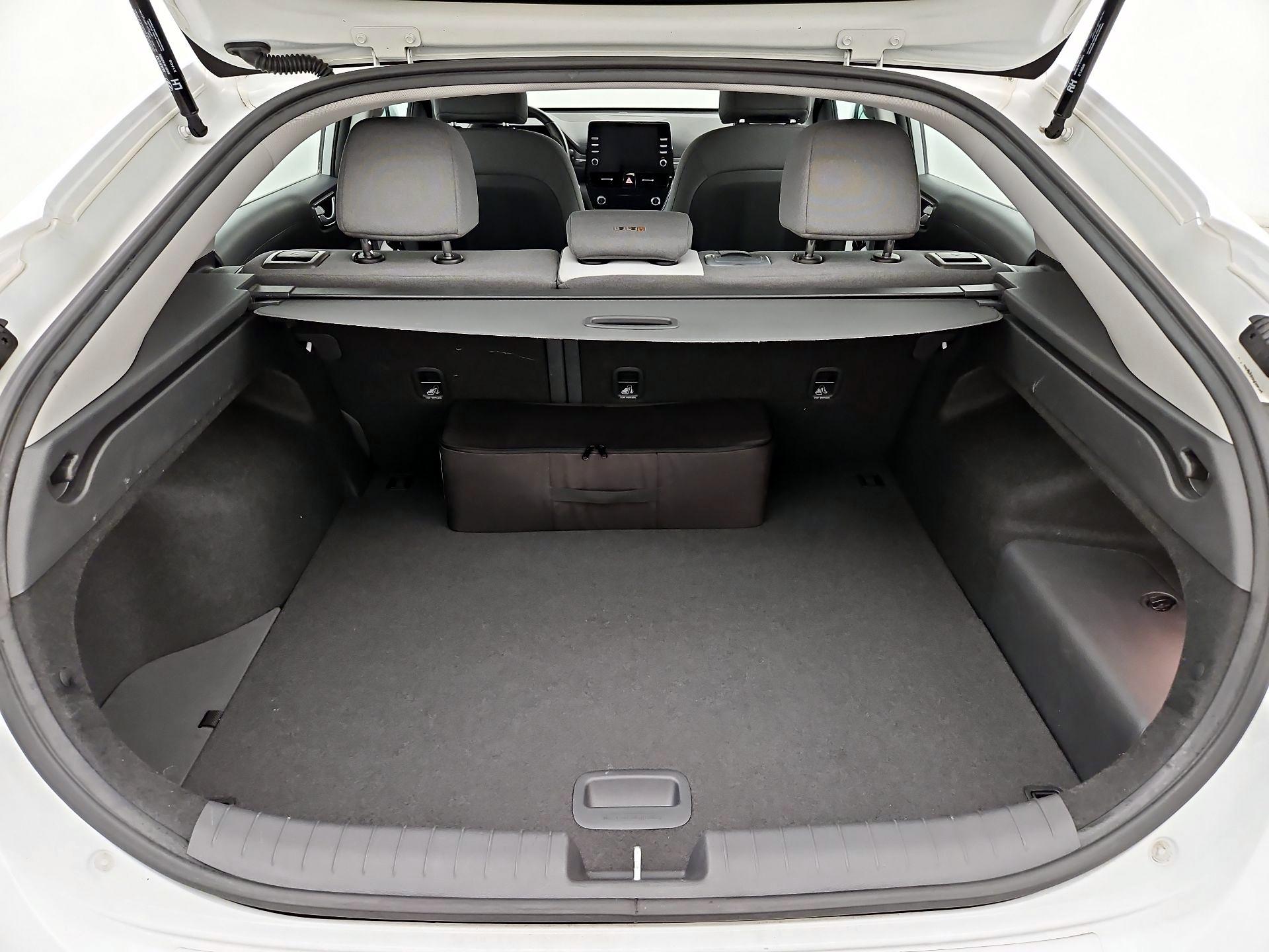 Thumbnail: 2021 Hyundai Ioniq - 20