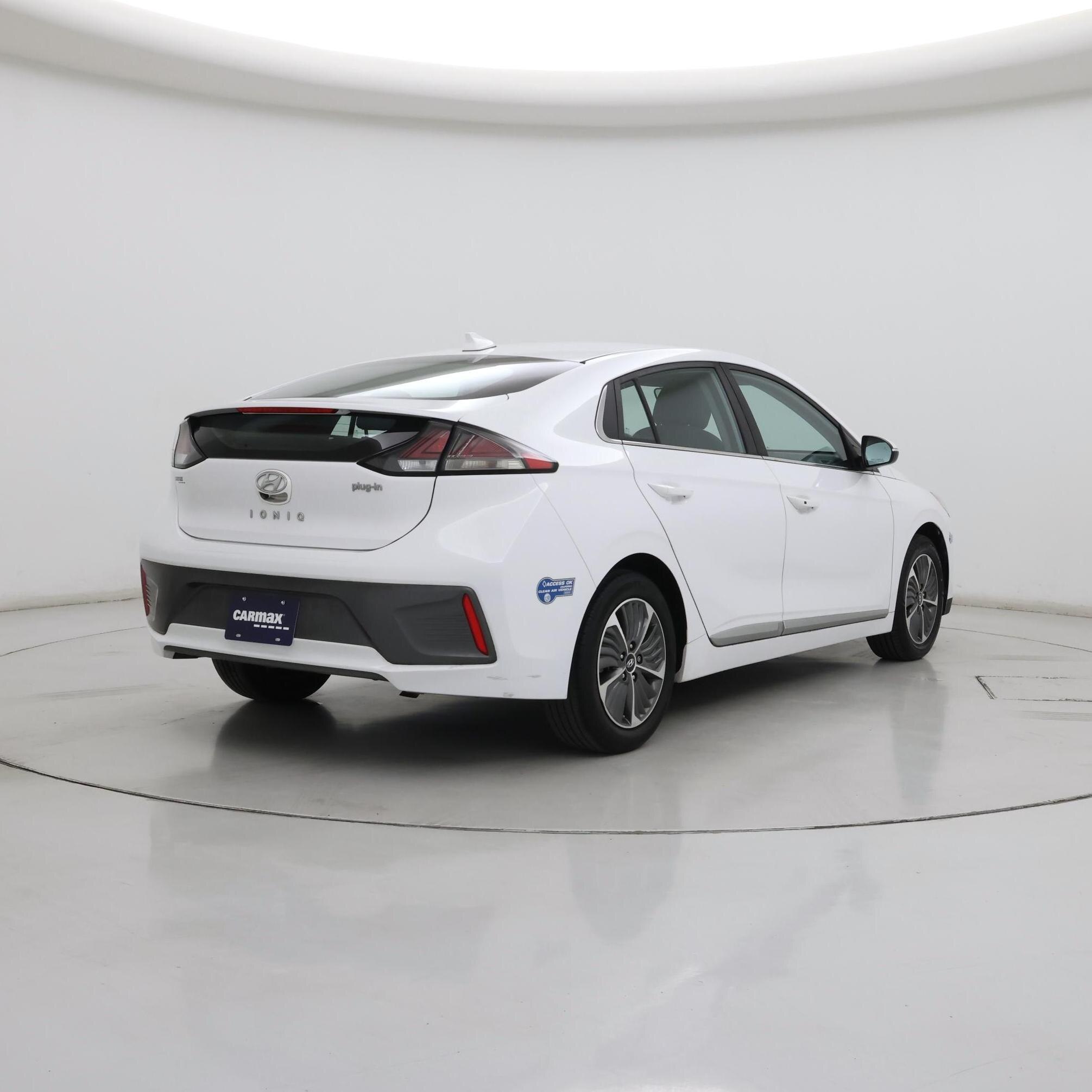Thumbnail: 2021 Hyundai Ioniq - 8