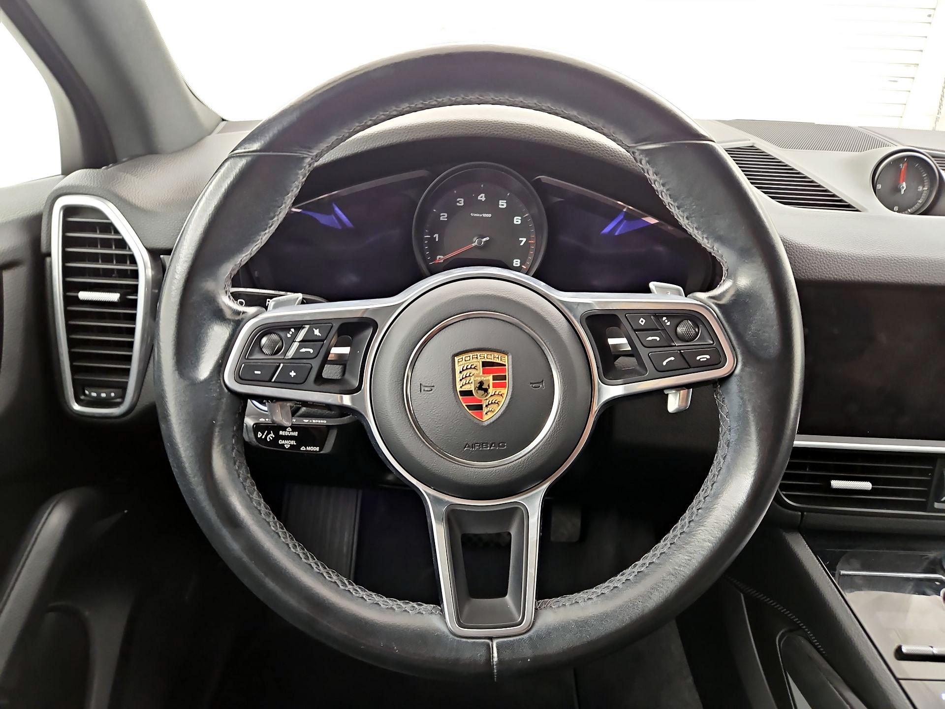 Thumbnail: 2021 Porsche Cayenne - 10