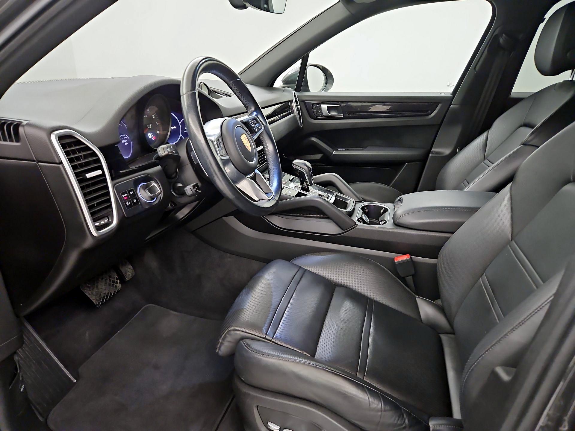 Thumbnail: 2021 Porsche Cayenne - 11