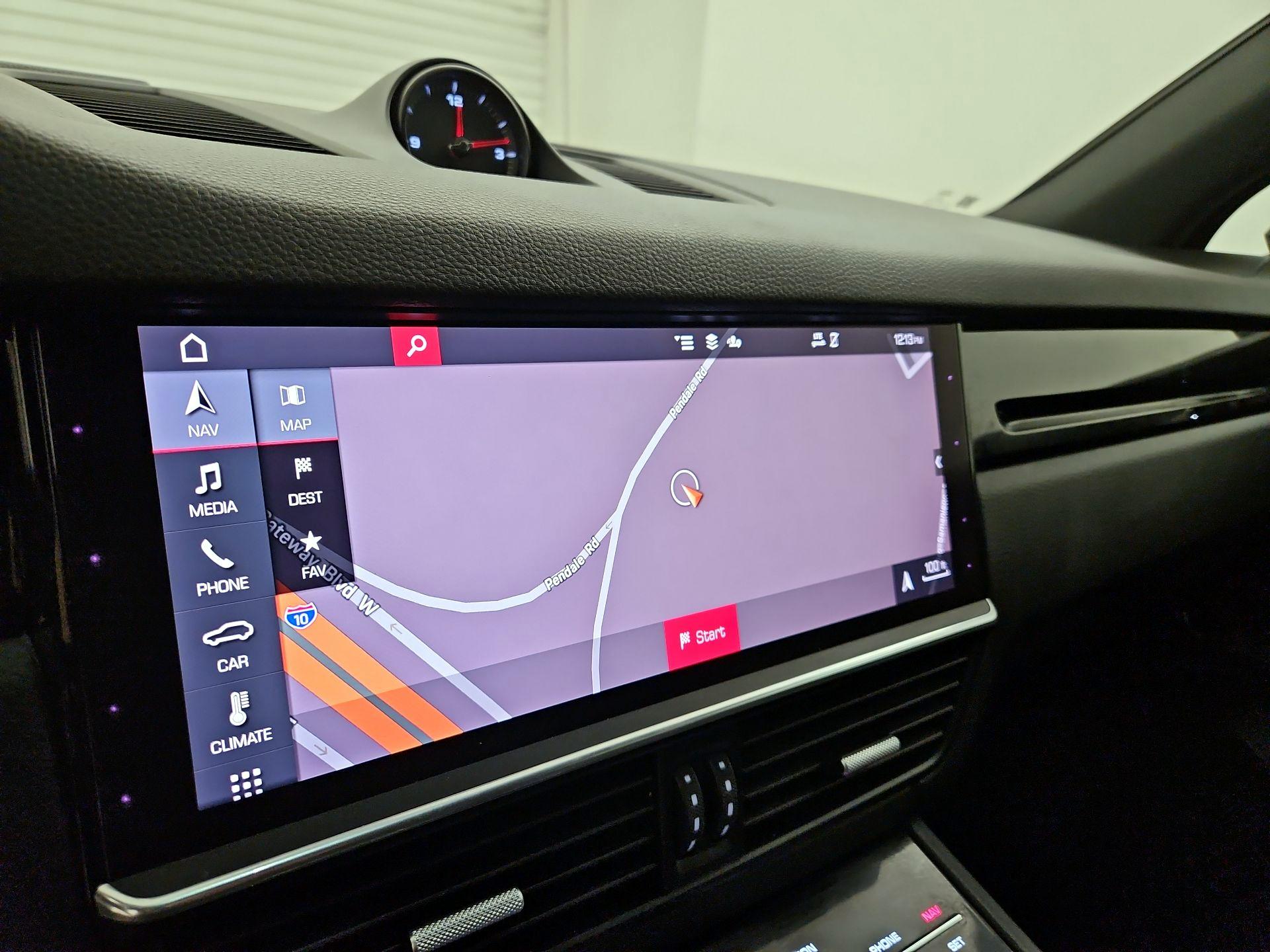 Thumbnail: 2021 Porsche Cayenne - 14