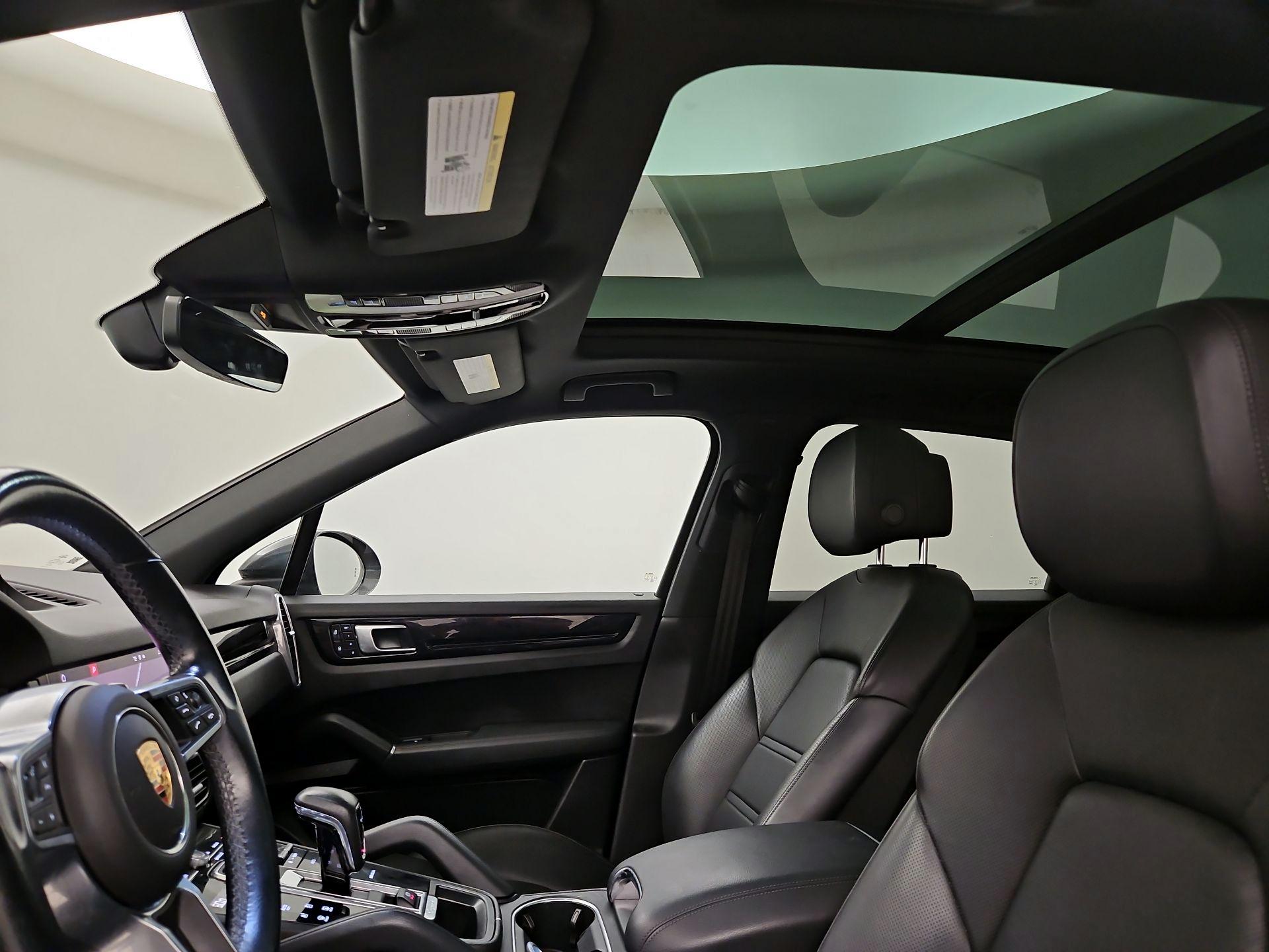 Thumbnail: 2021 Porsche Cayenne - 20