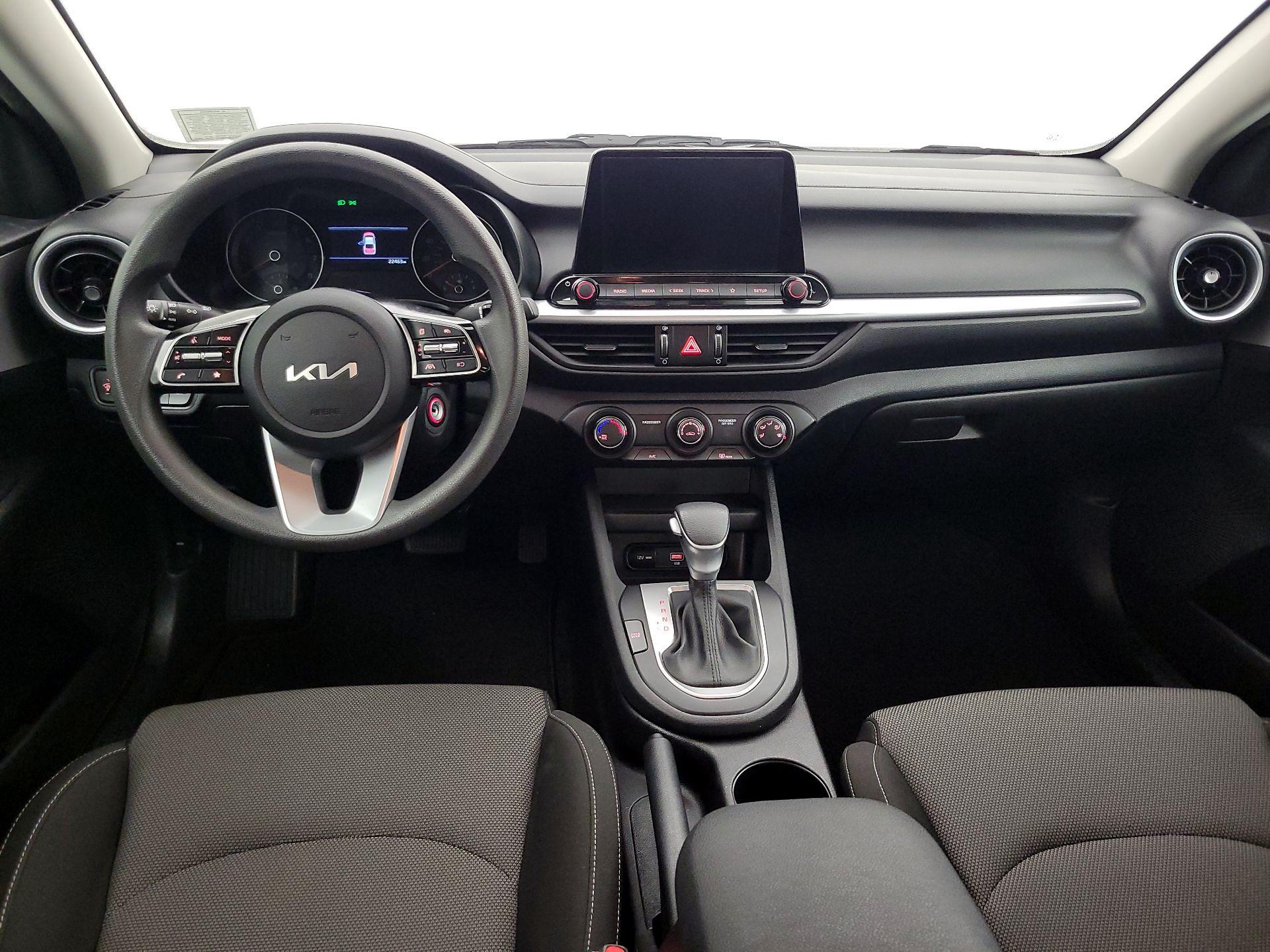 Thumbnail: 2023 Kia Forte - 9