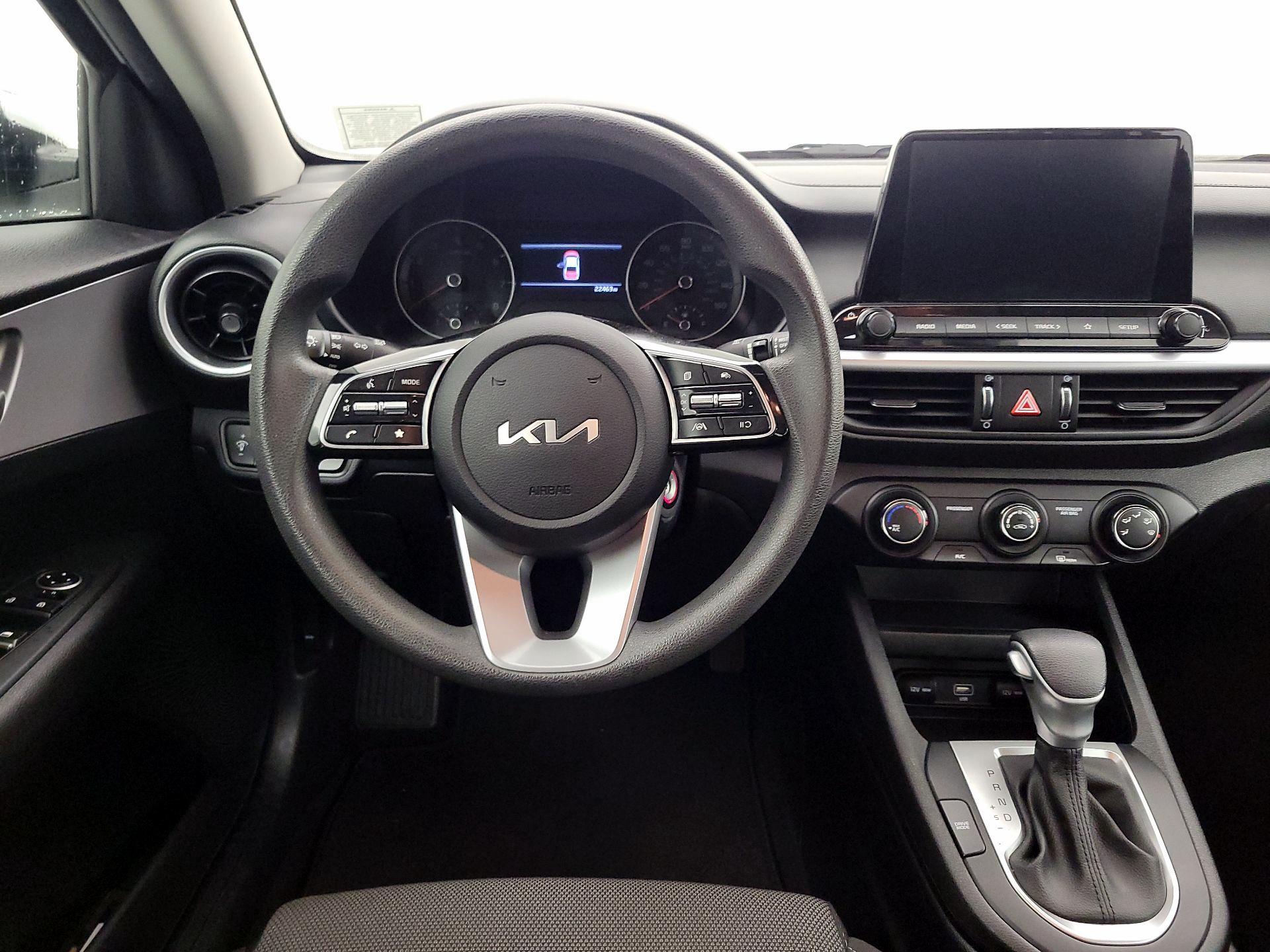 Thumbnail: 2023 Kia Forte - 10