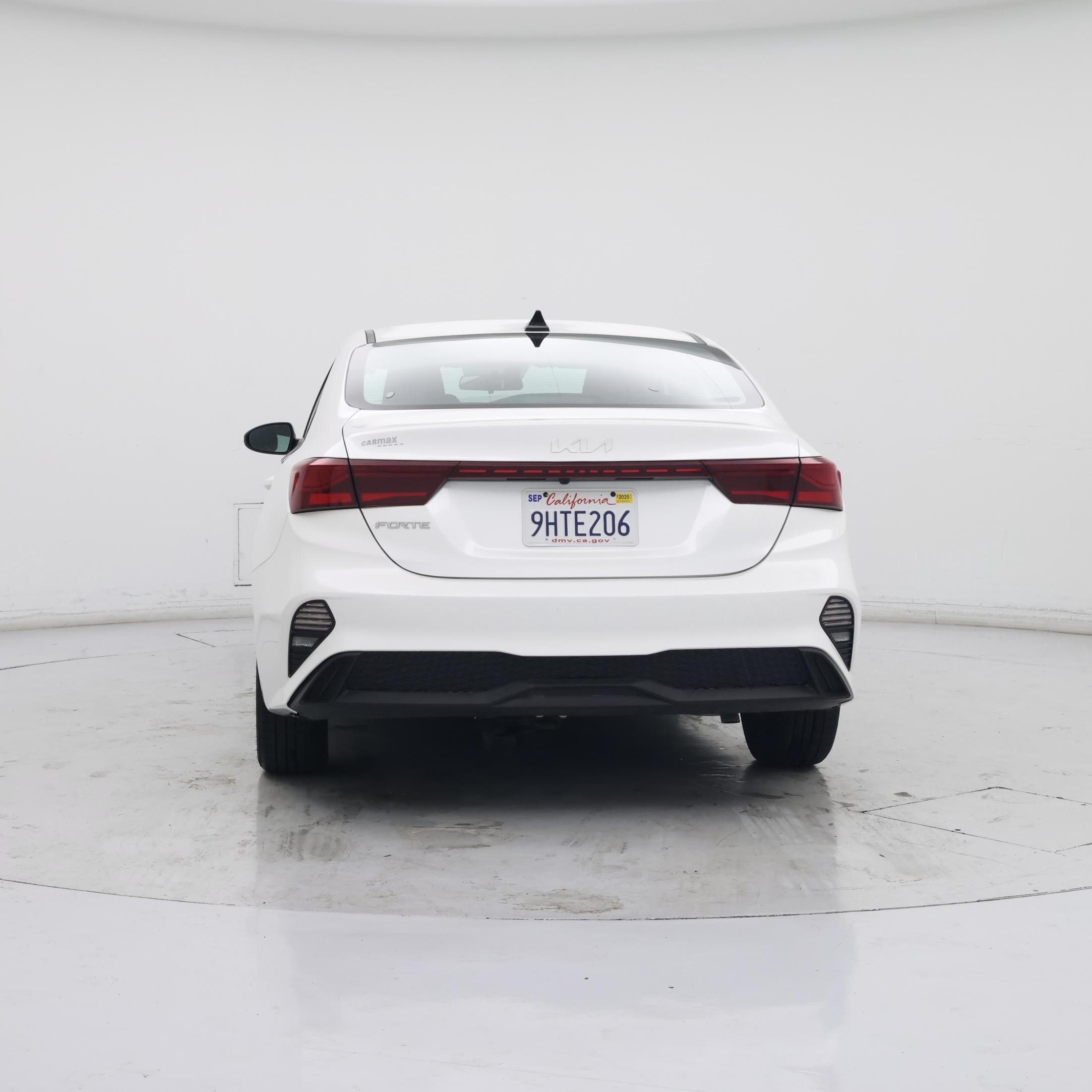 Thumbnail: 2023 Kia Forte - 6