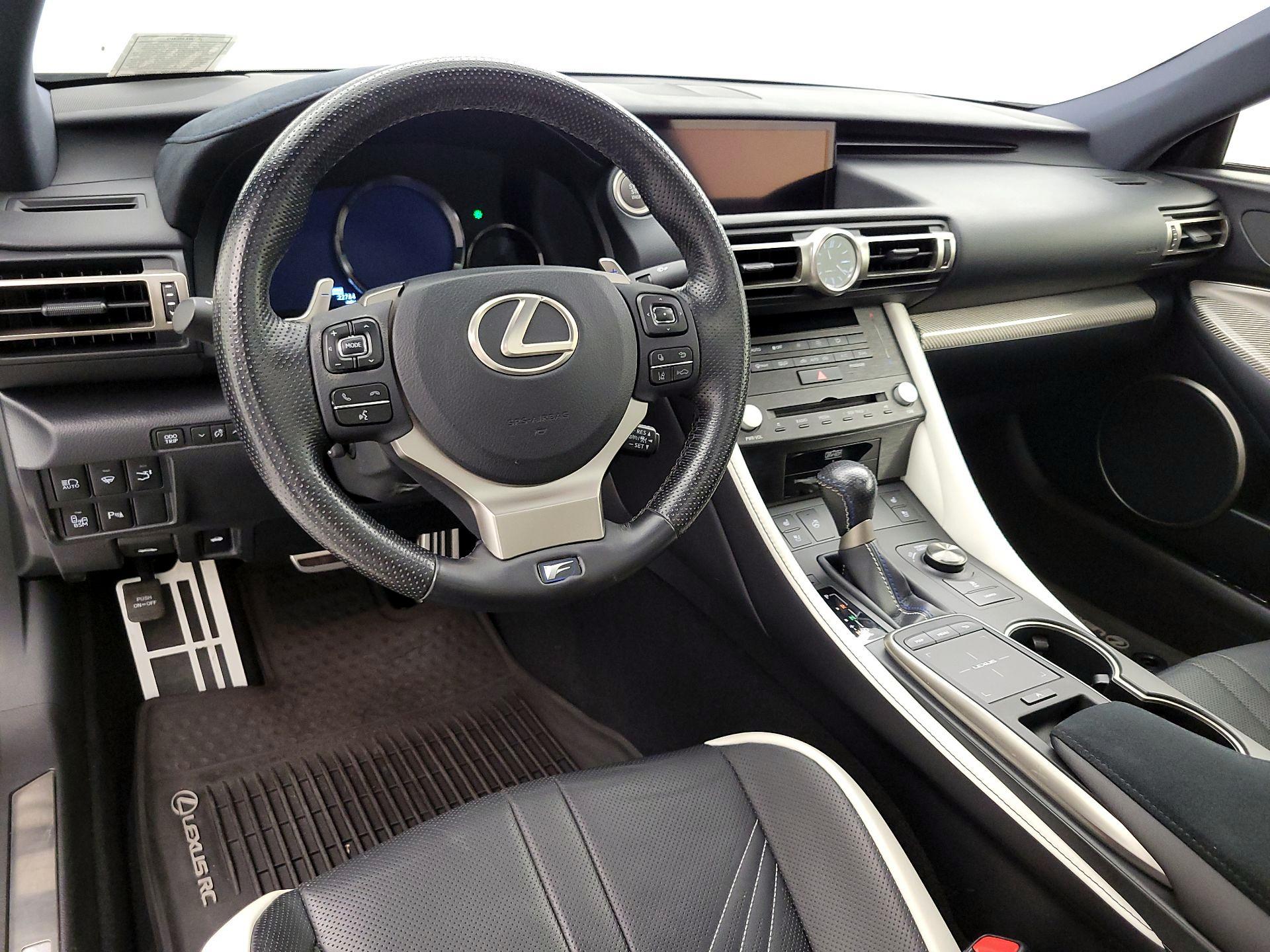 Thumbnail: 2020 Lexus RC - 9