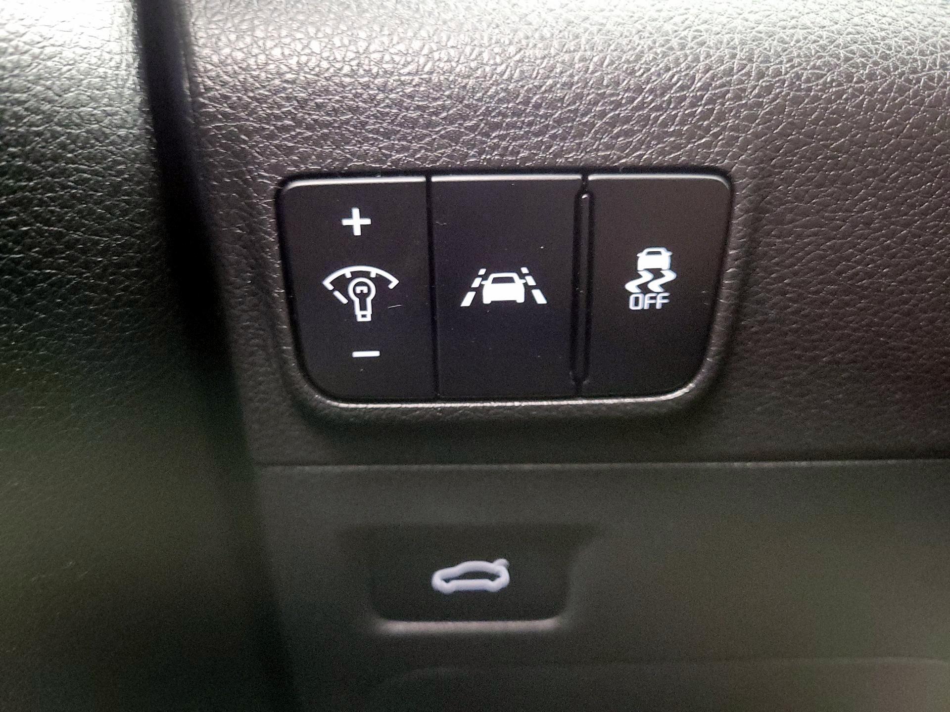 Thumbnail: 2022 Kia K5 - 13