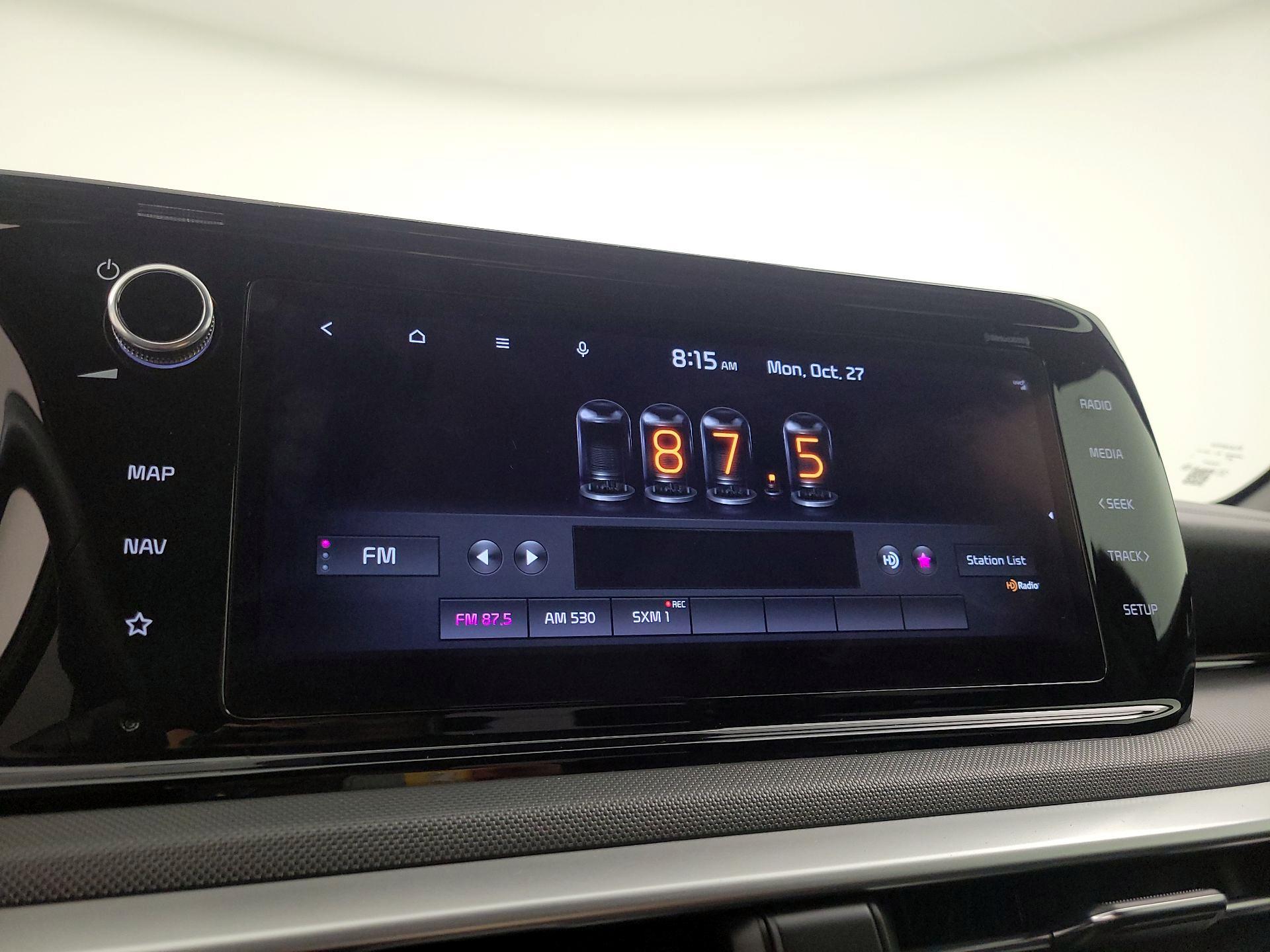 Thumbnail: 2022 Kia K5 - 16