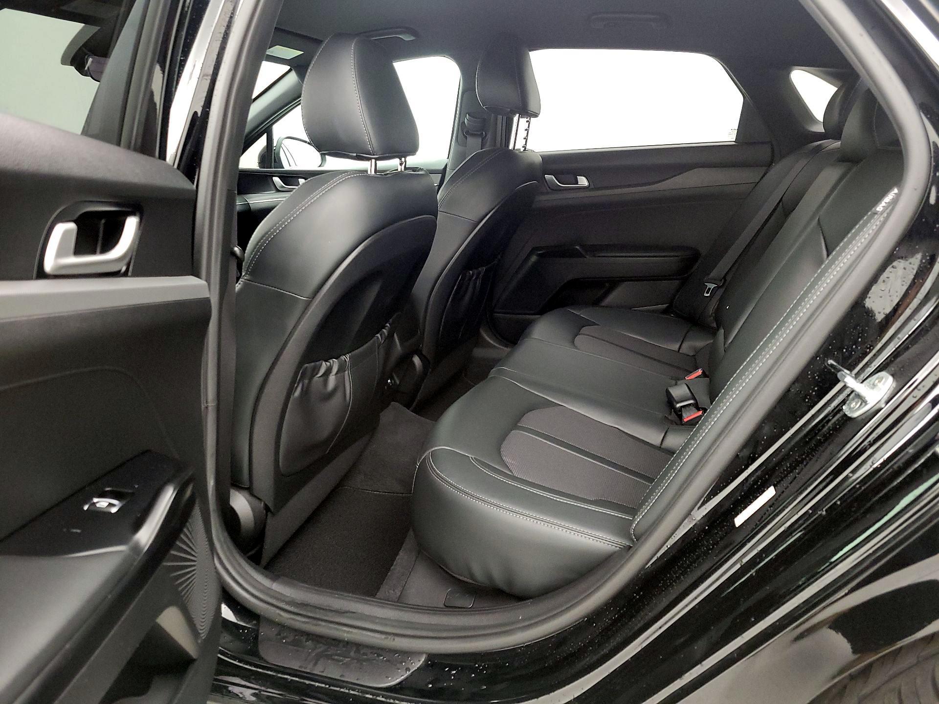 Thumbnail: 2022 Kia K5 - 20