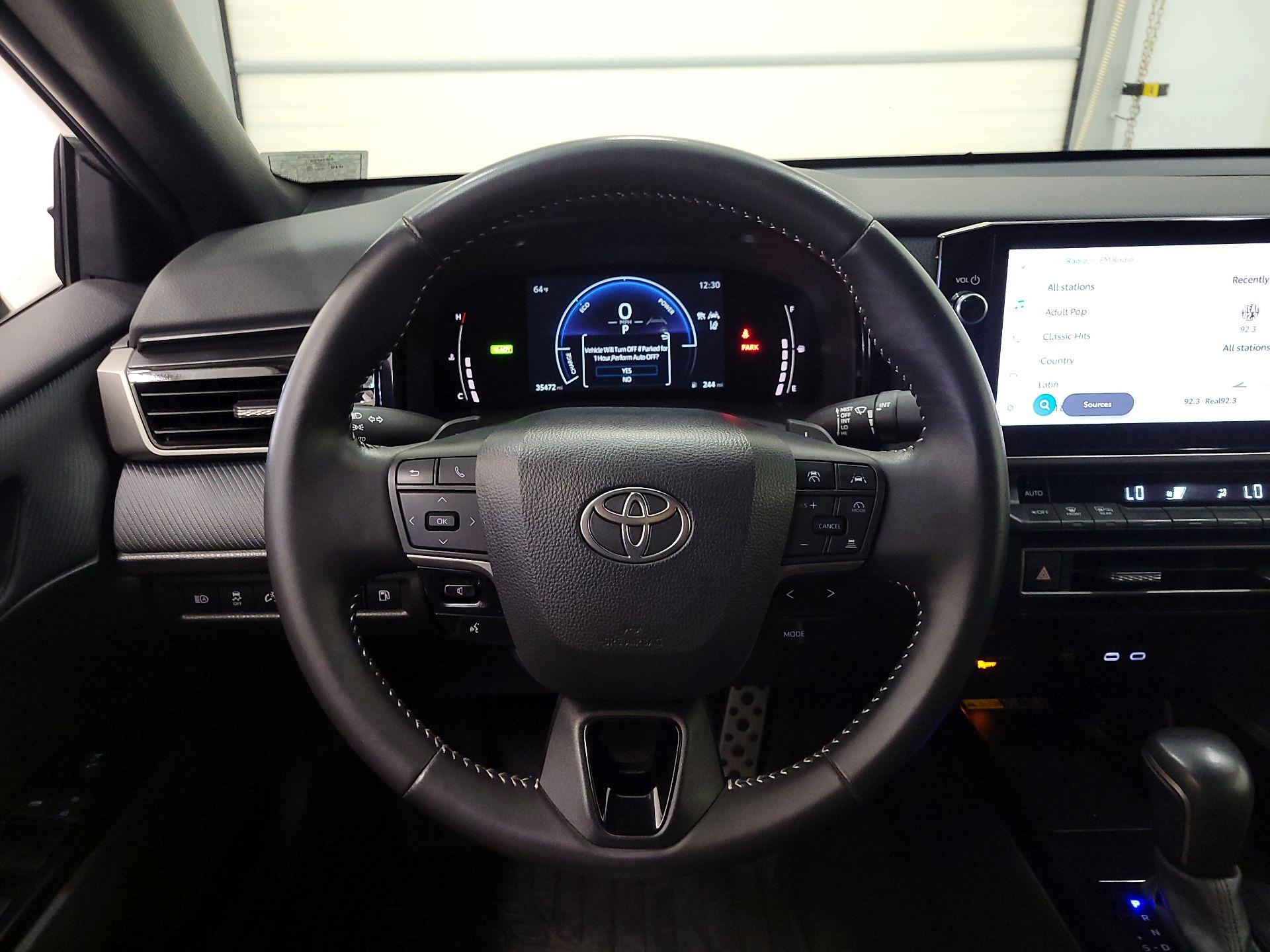 Thumbnail: 2025 Toyota Camry - 10