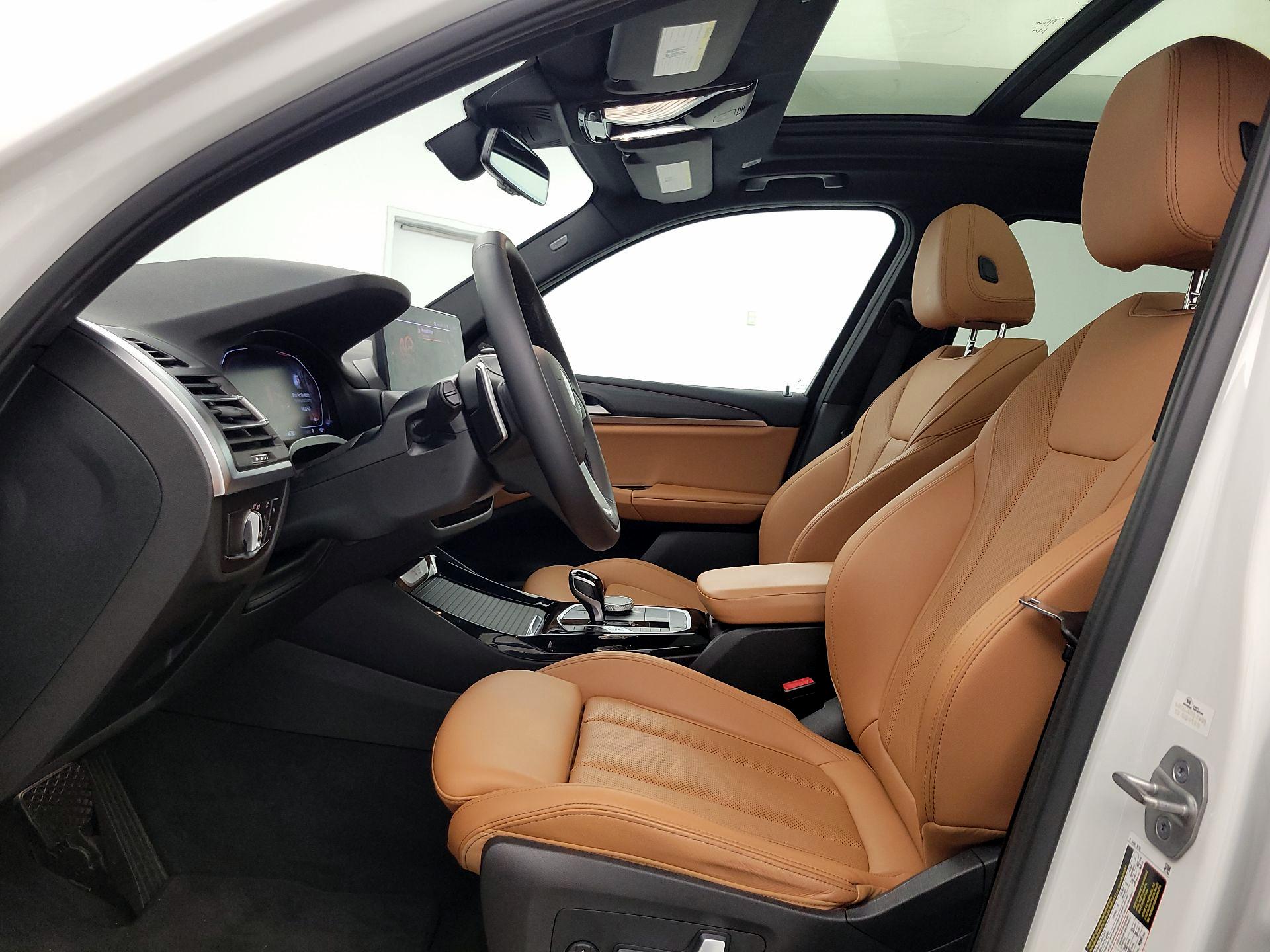 Thumbnail: 2023 BMW X3 - 11
