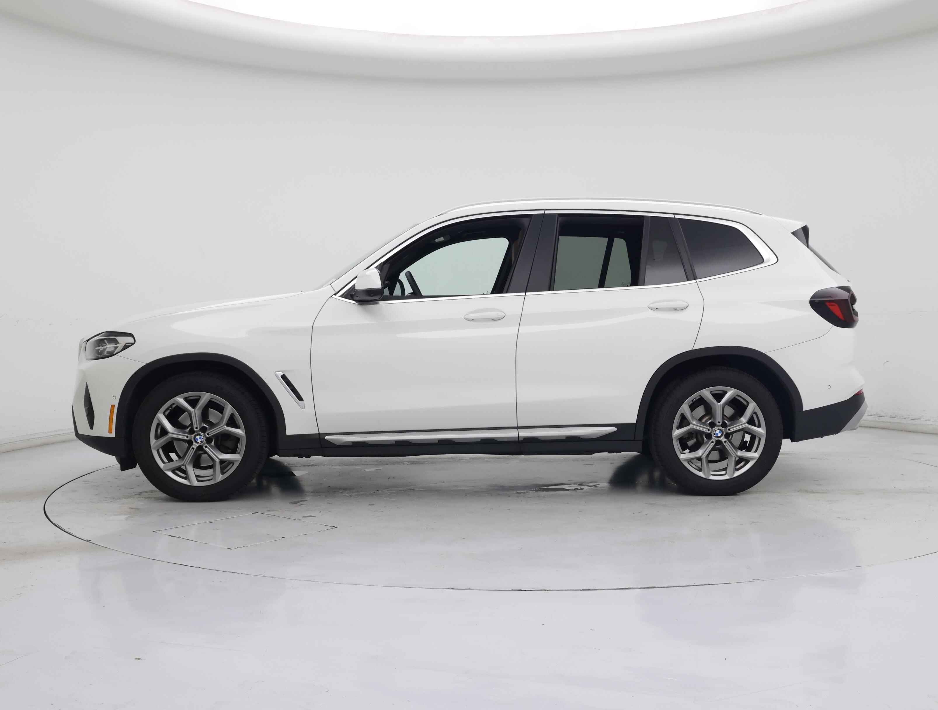 Thumbnail: 2023 BMW X3 - 3