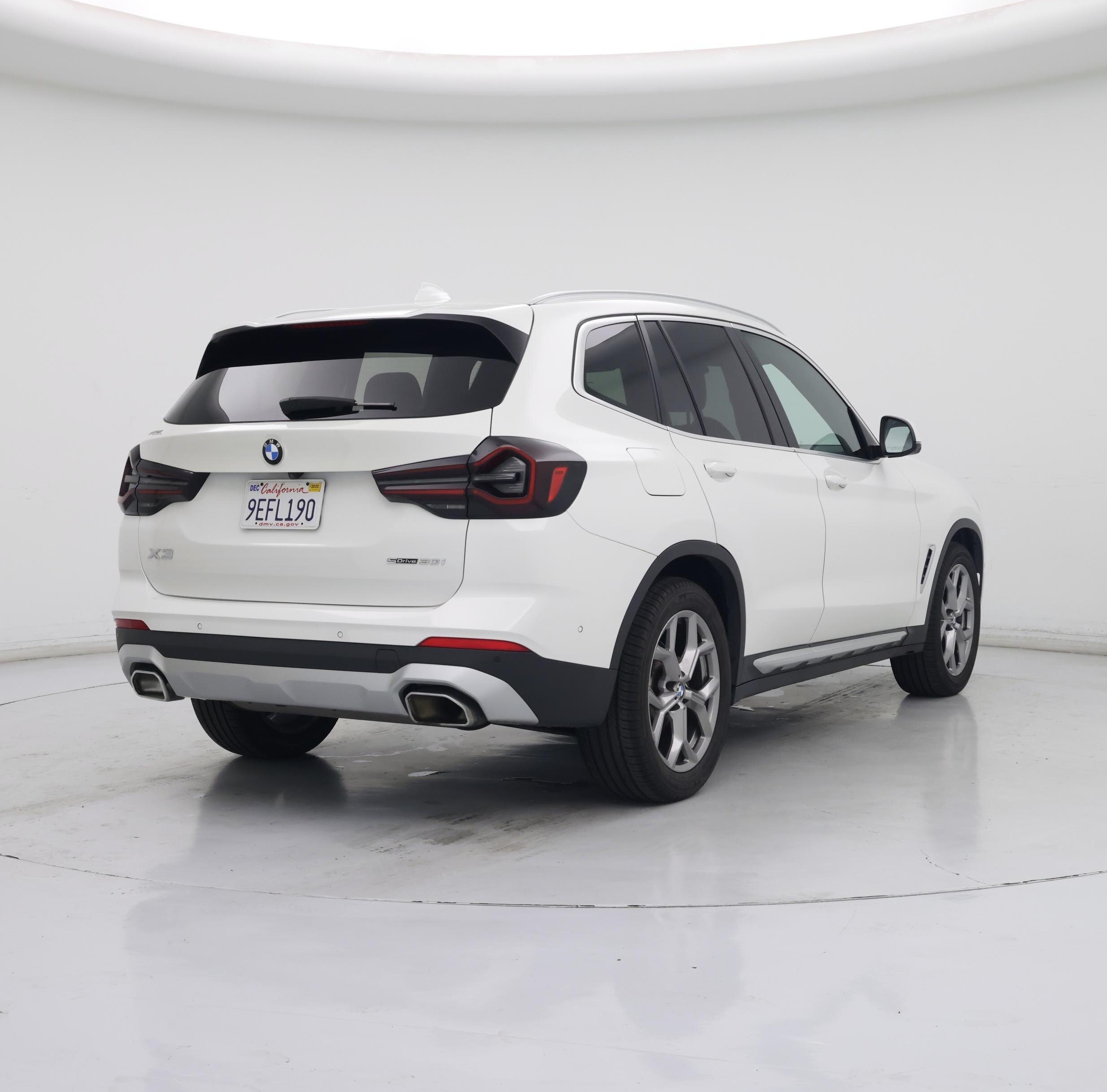 Thumbnail: 2023 BMW X3 - 8