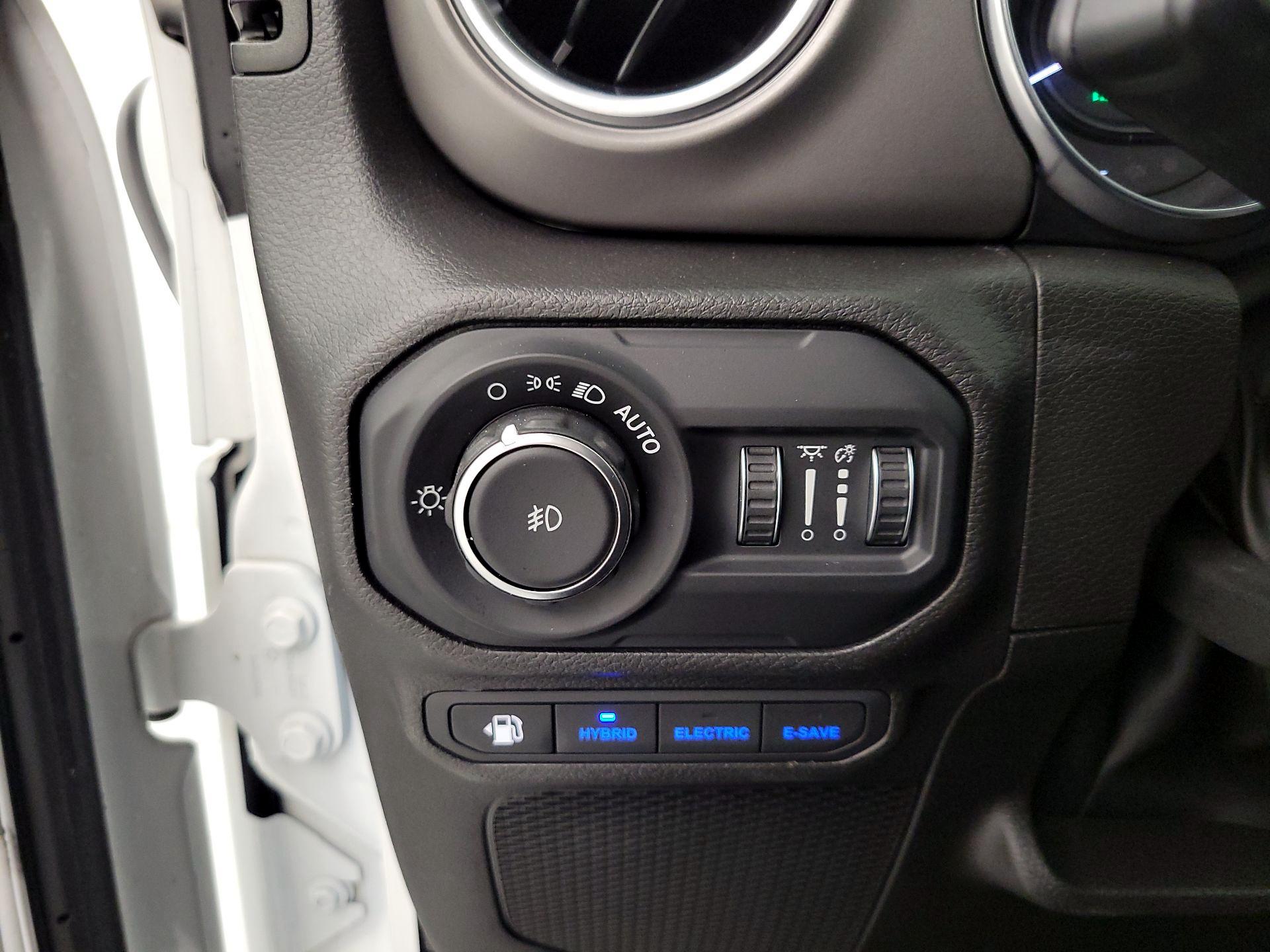 Thumbnail: 2022 Jeep Wrangler - 13