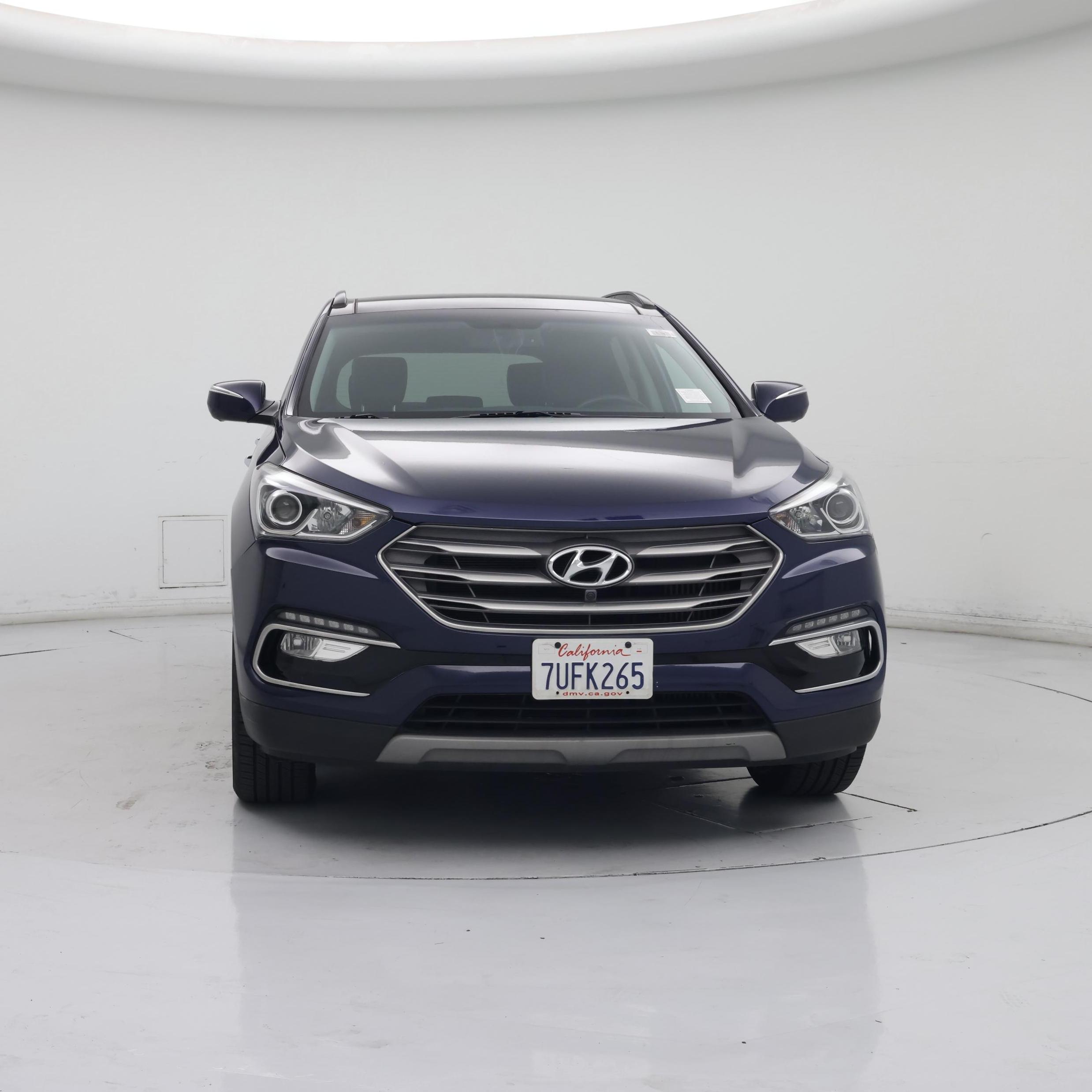 Thumbnail: 2017 Hyundai Santa Fe - 5