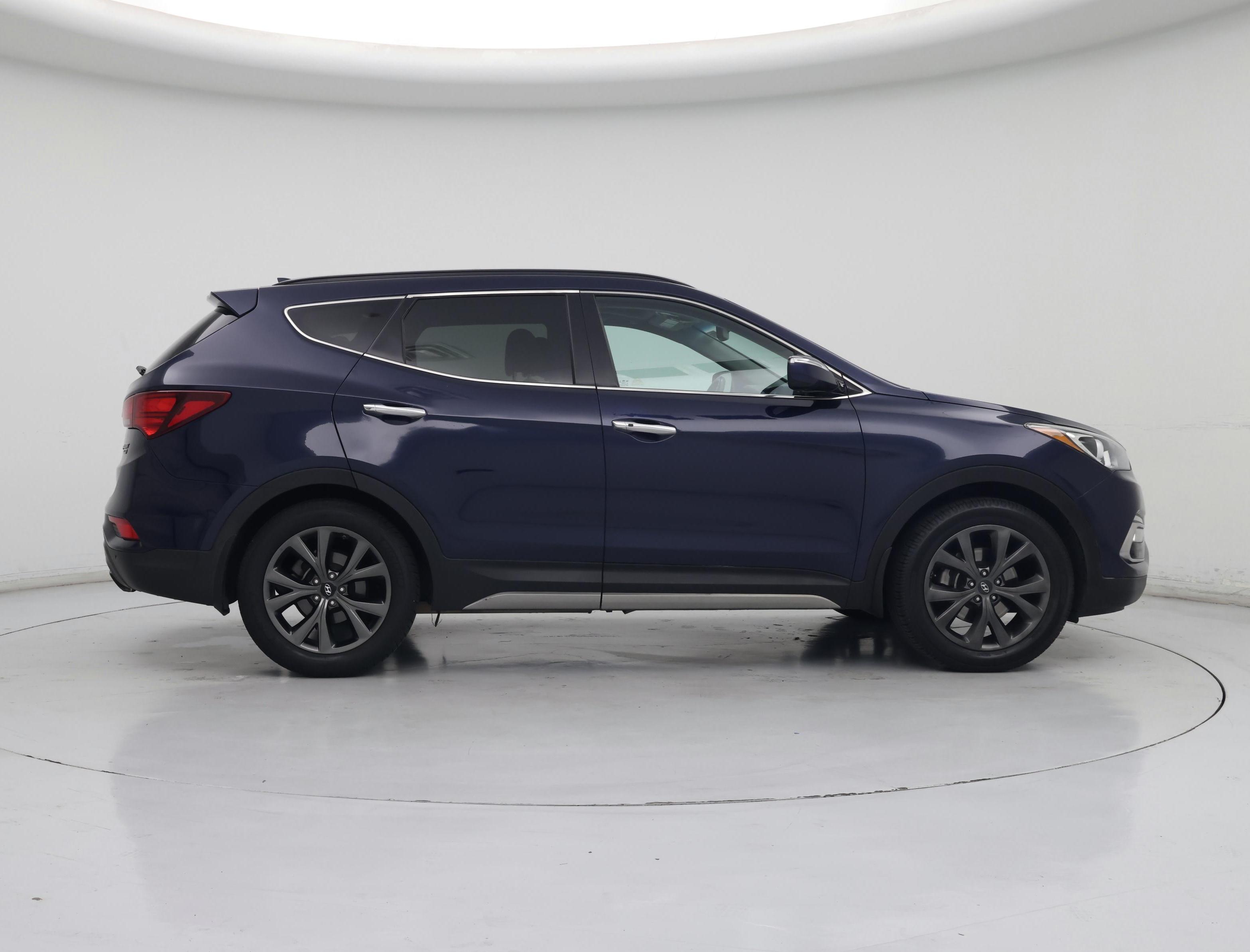 Thumbnail: 2017 Hyundai Santa Fe - 7