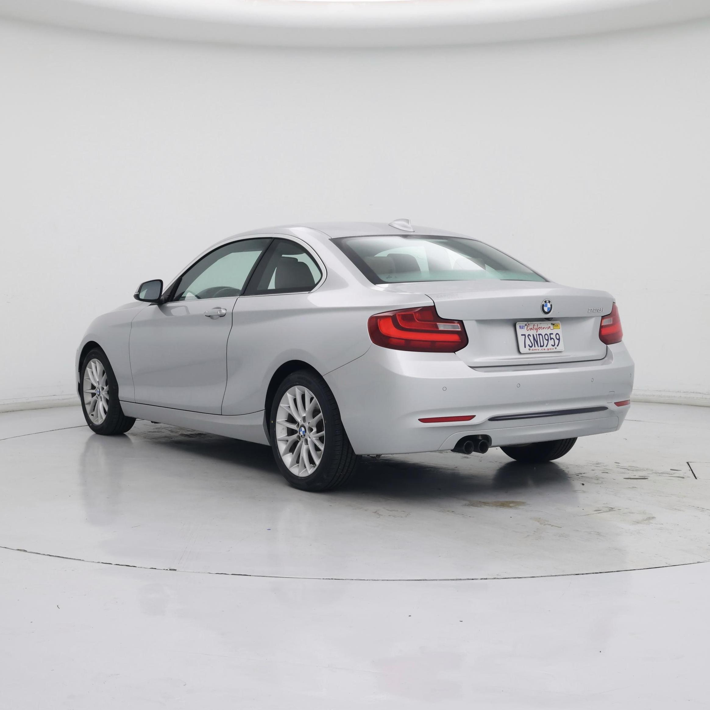 Thumbnail: 2016 BMW 2 Series - 2