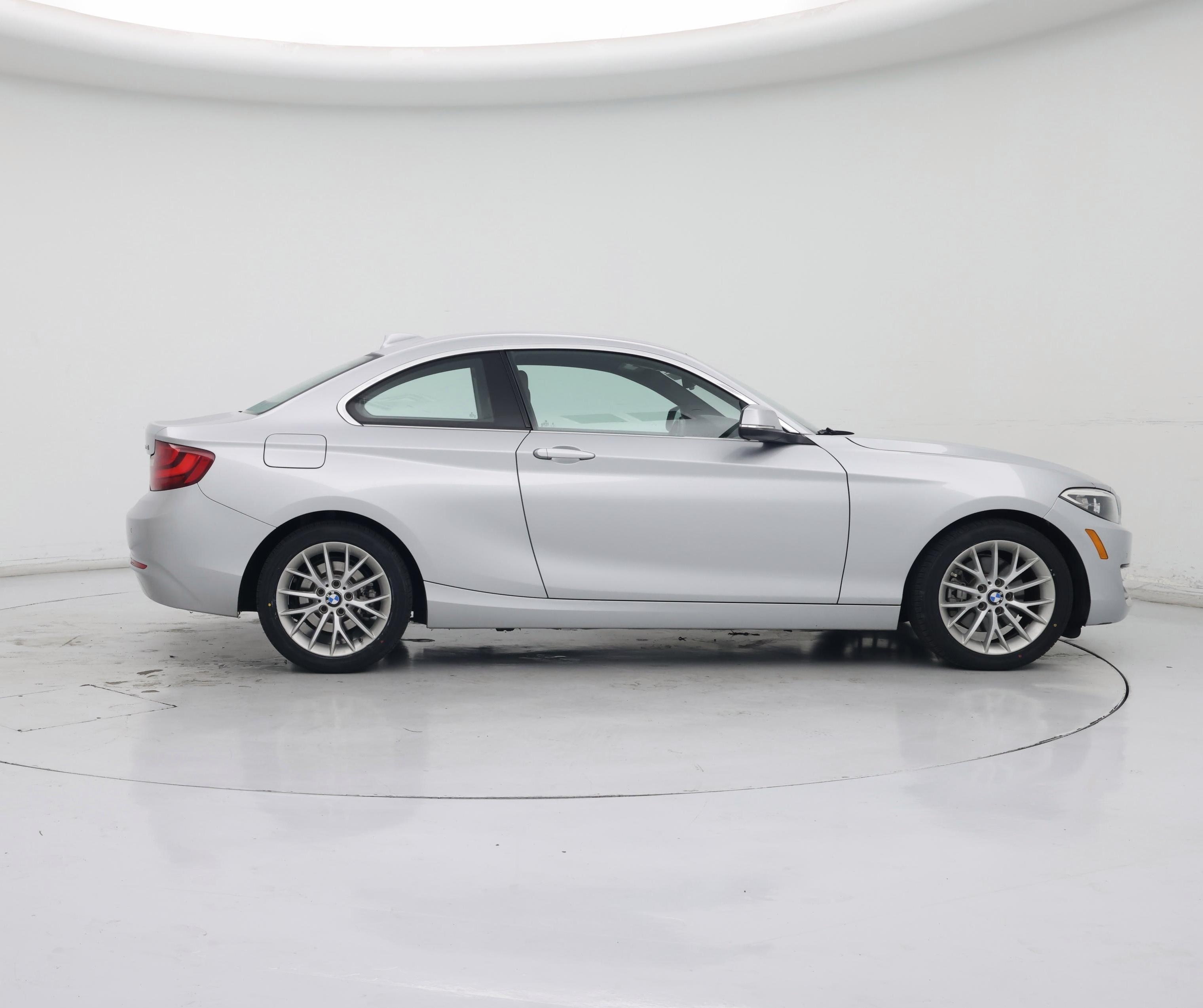 Thumbnail: 2016 BMW 2 Series - 7