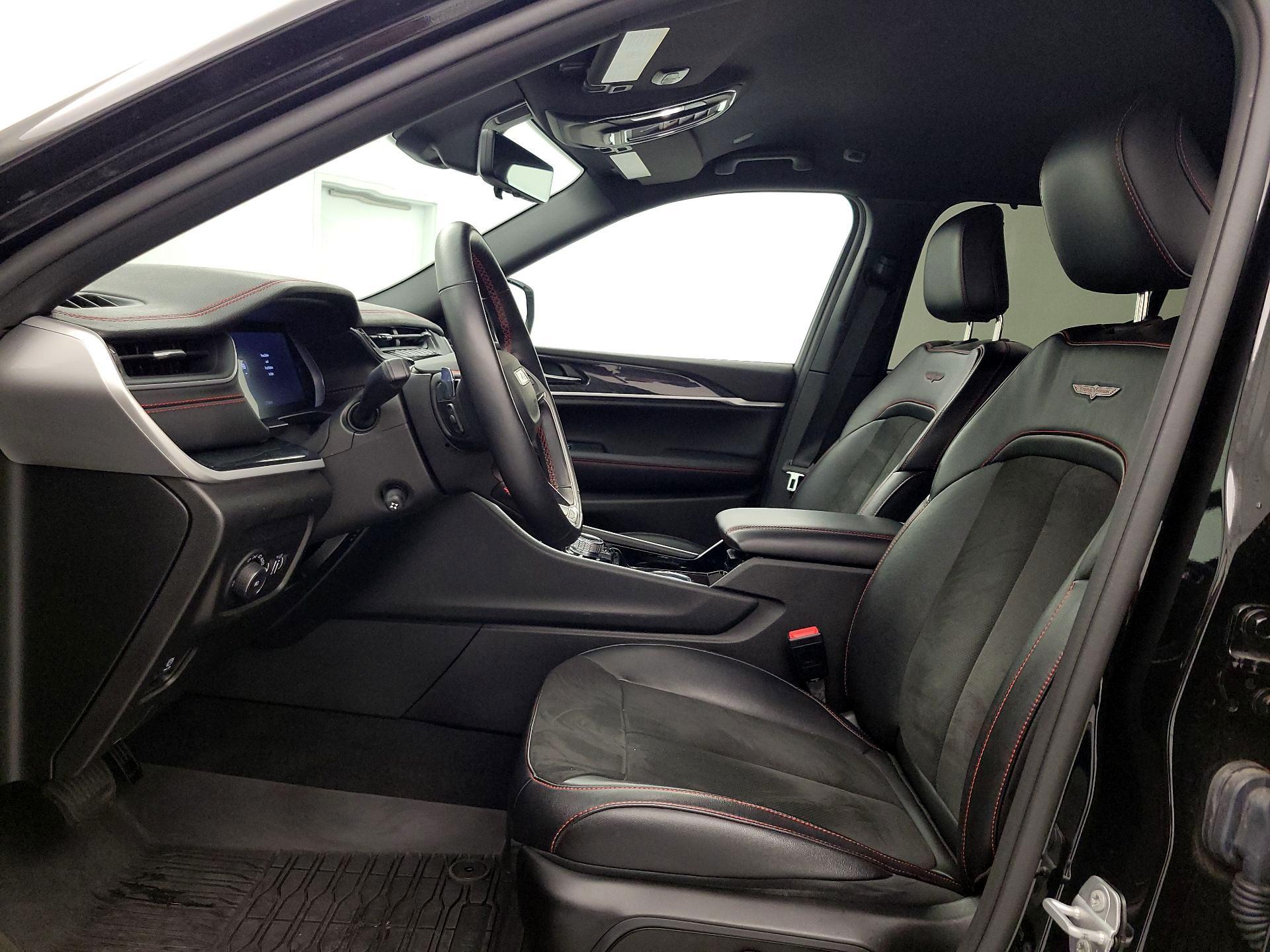 Thumbnail: 2022 Jeep Grand Cherokee - 11