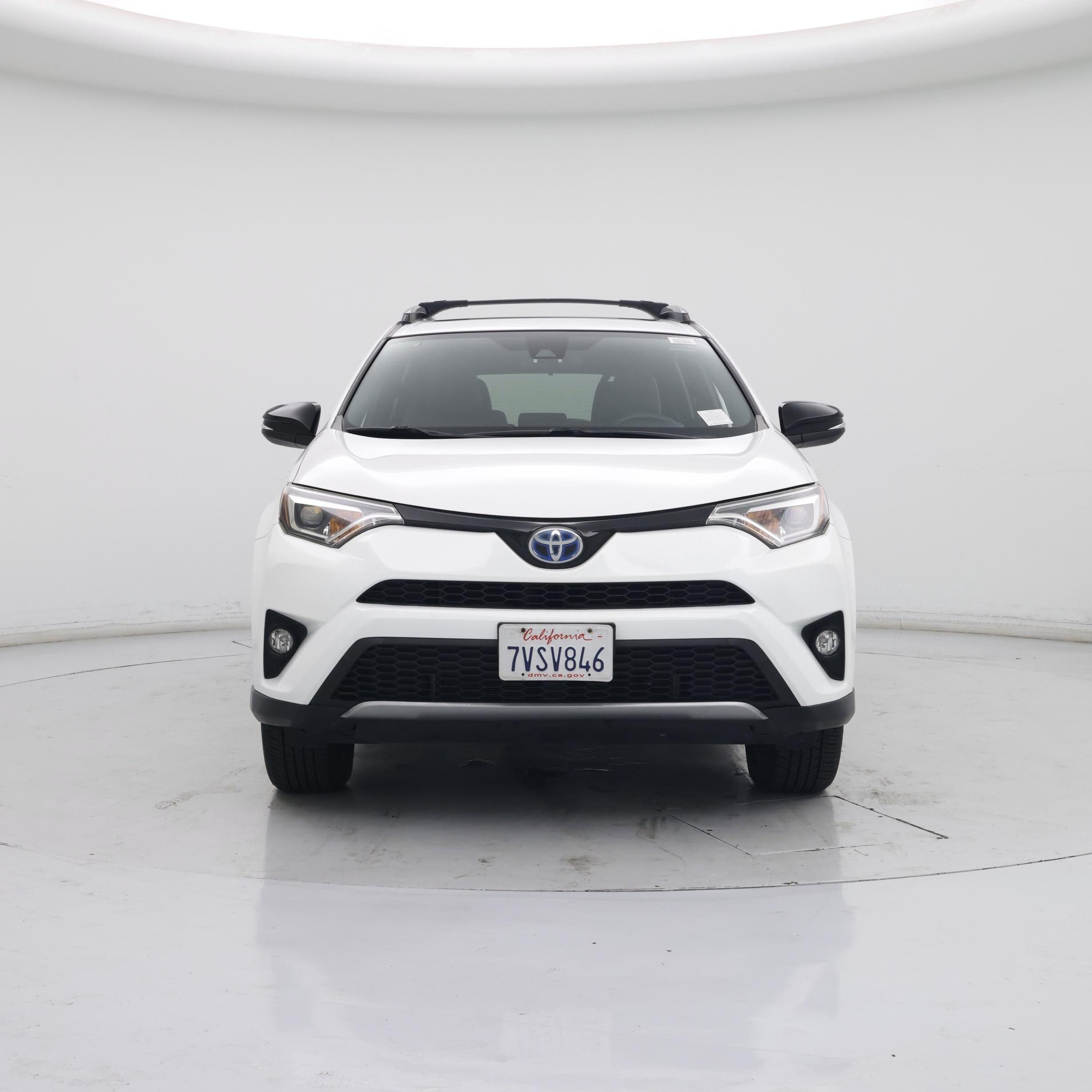 Thumbnail: 2017 Toyota RAV4 - 5