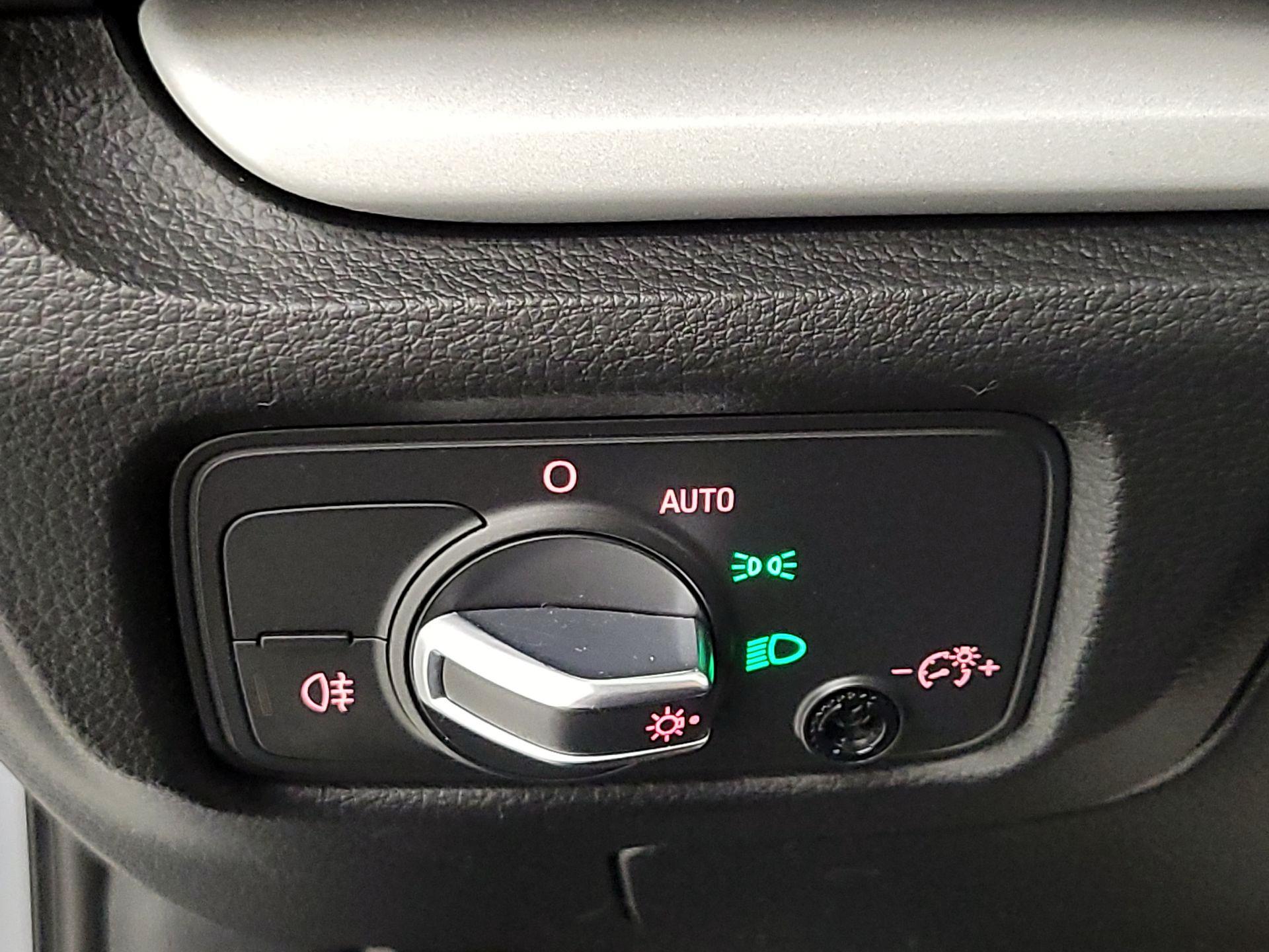 Thumbnail: 2015 Audi A3 - 13