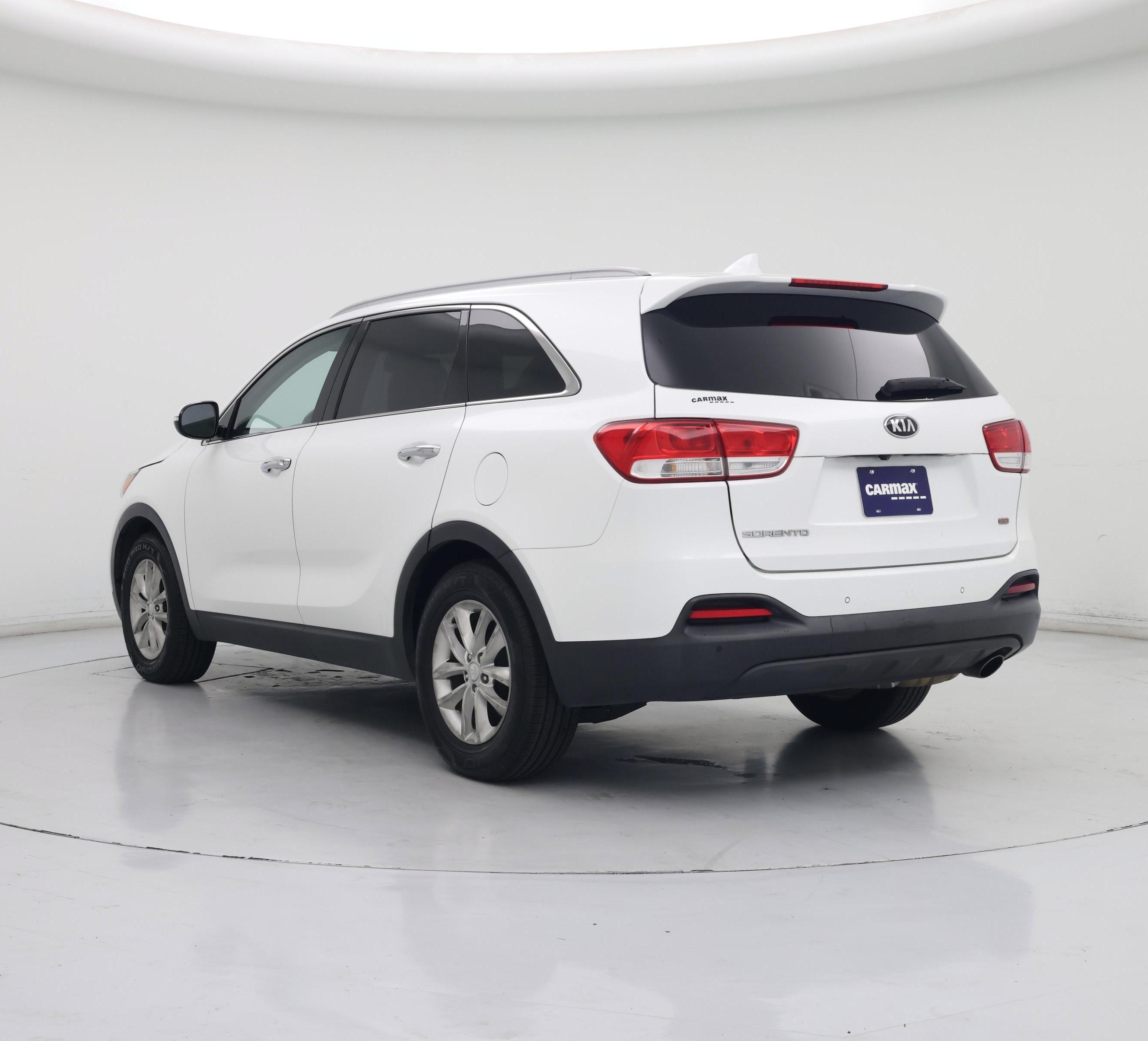 Thumbnail: 2017 Kia Sorento - 2