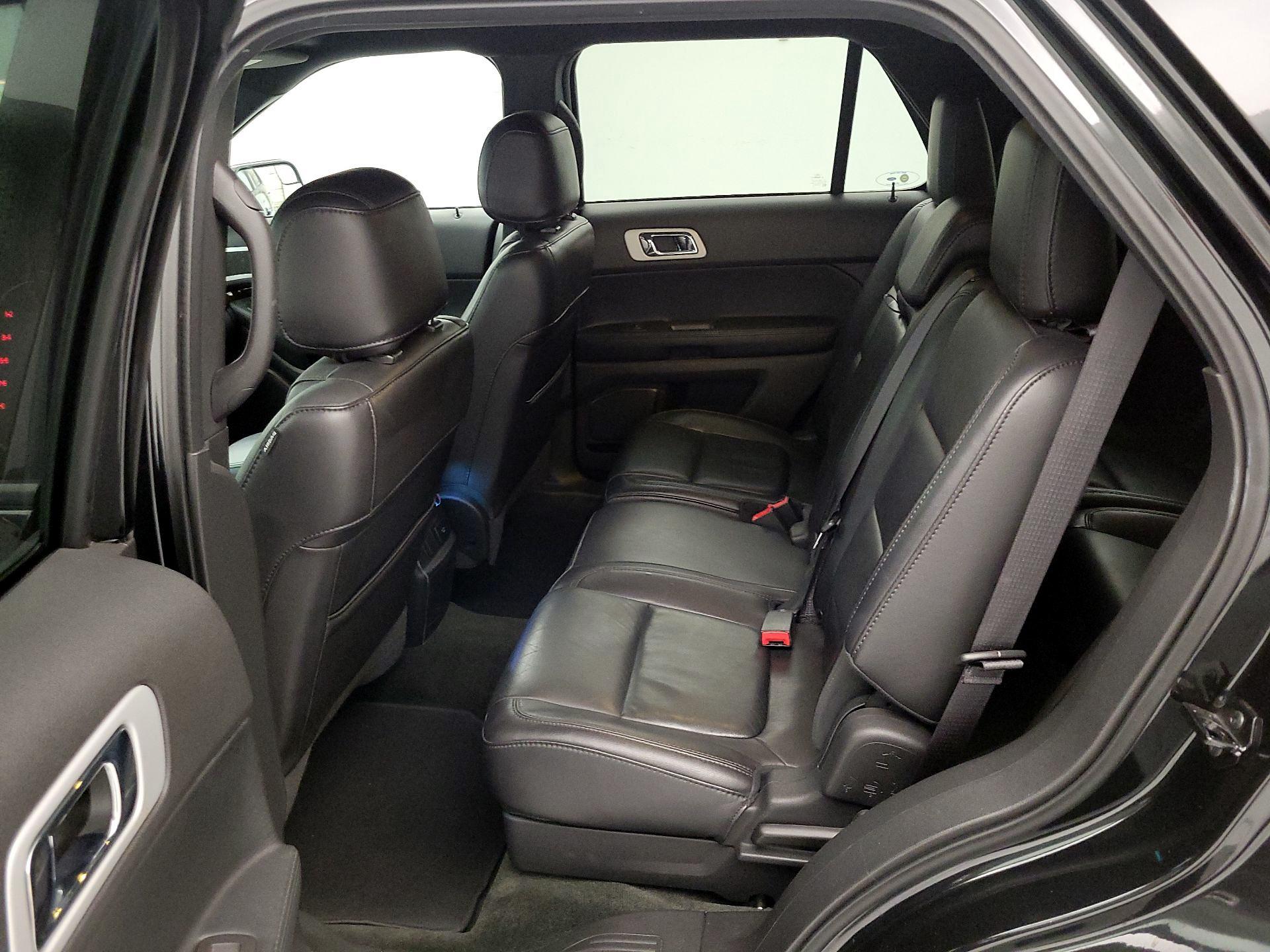 Thumbnail: 2014 Ford Explorer - 18