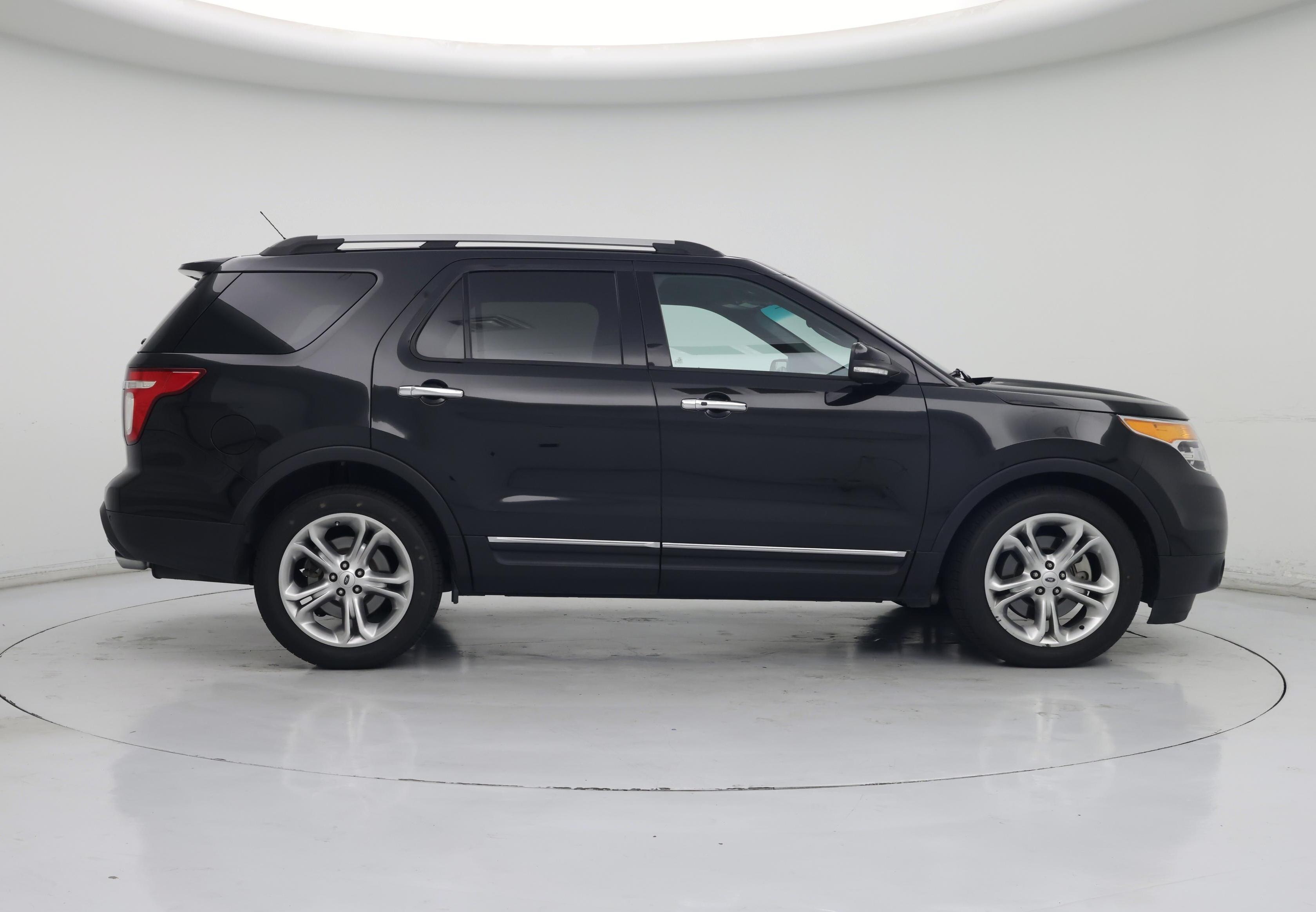 Thumbnail: 2014 Ford Explorer - 7