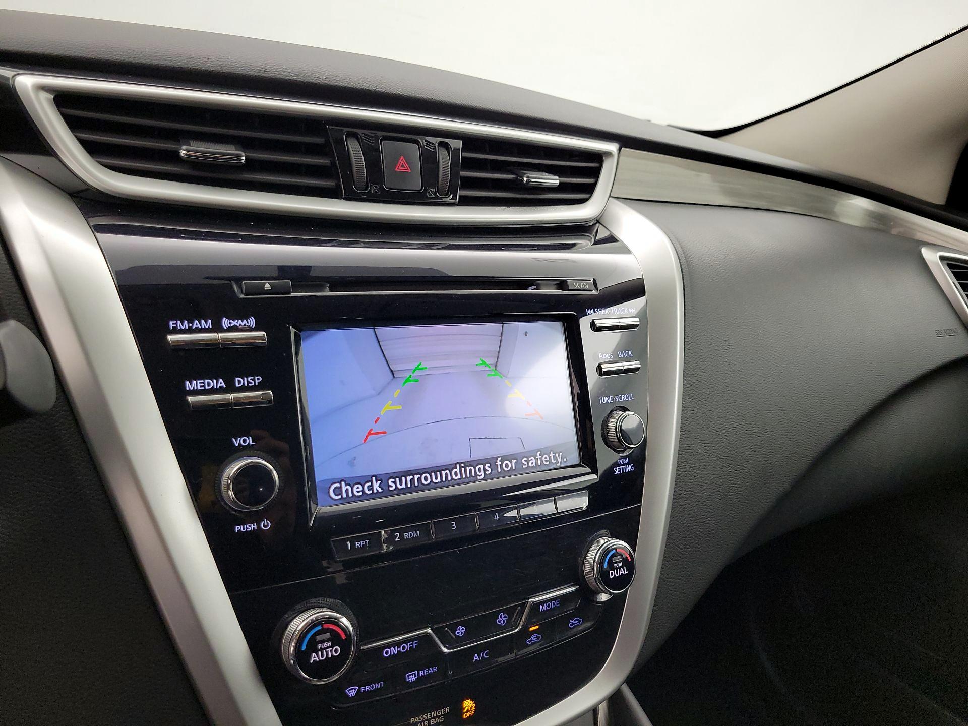 Thumbnail: 2015 Nissan Murano - 14