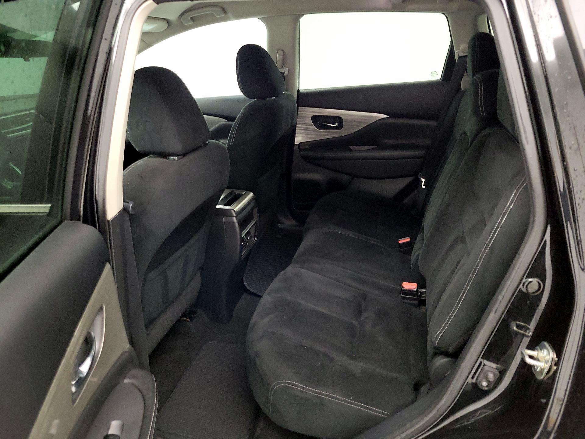 Thumbnail: 2015 Nissan Murano - 18