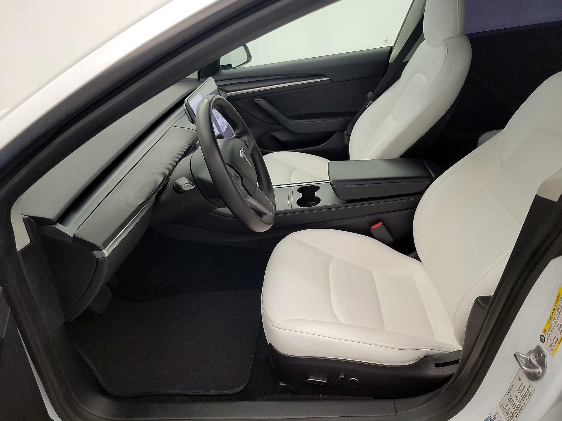 Thumbnail: 2022 Tesla Model 3 - 9