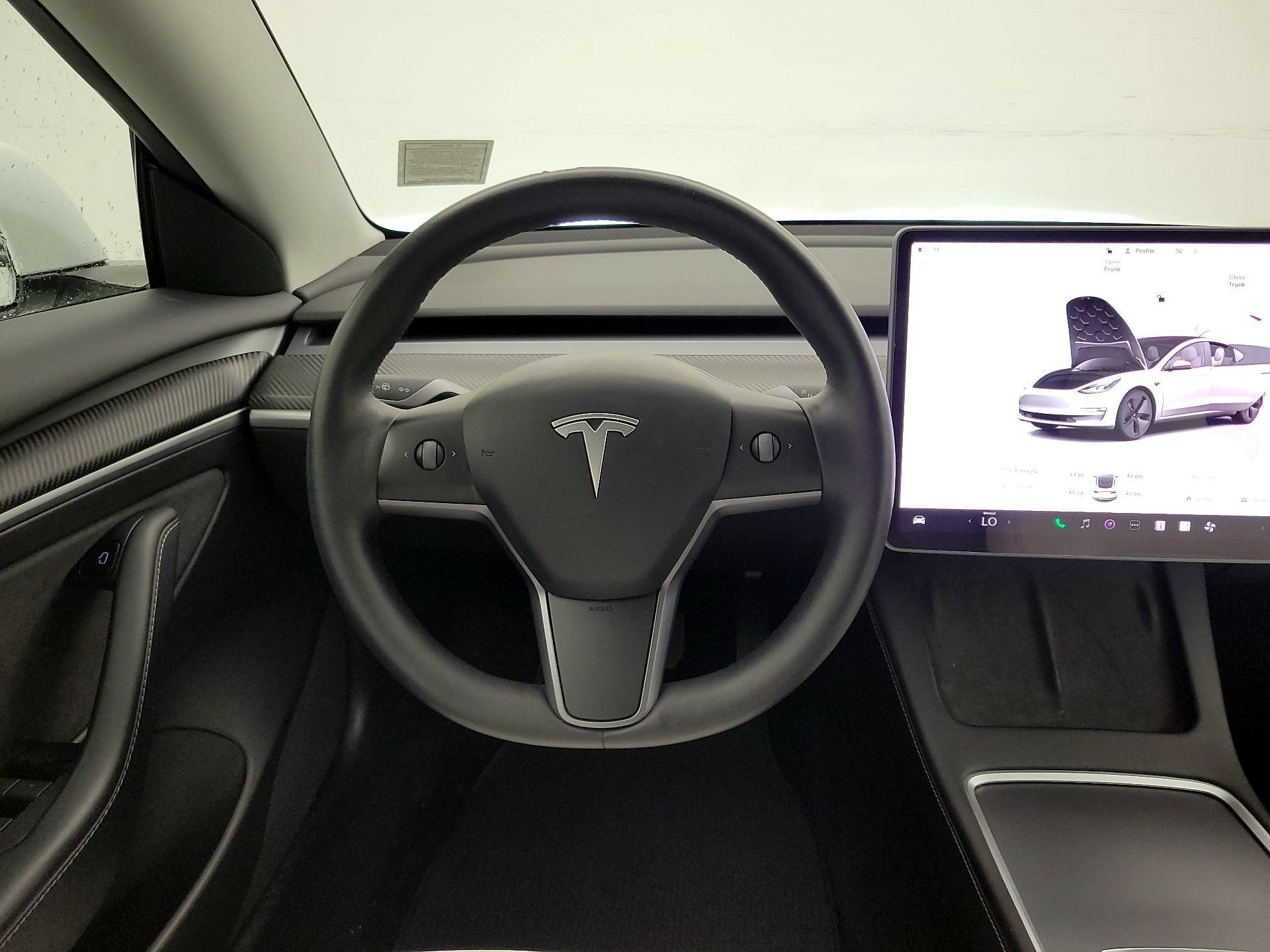 Thumbnail: 2022 Tesla Model 3 - 10