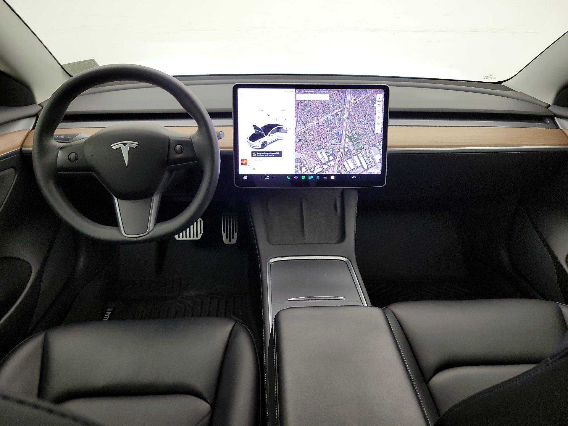 Thumbnail: 2022 Tesla Model 3 - 9