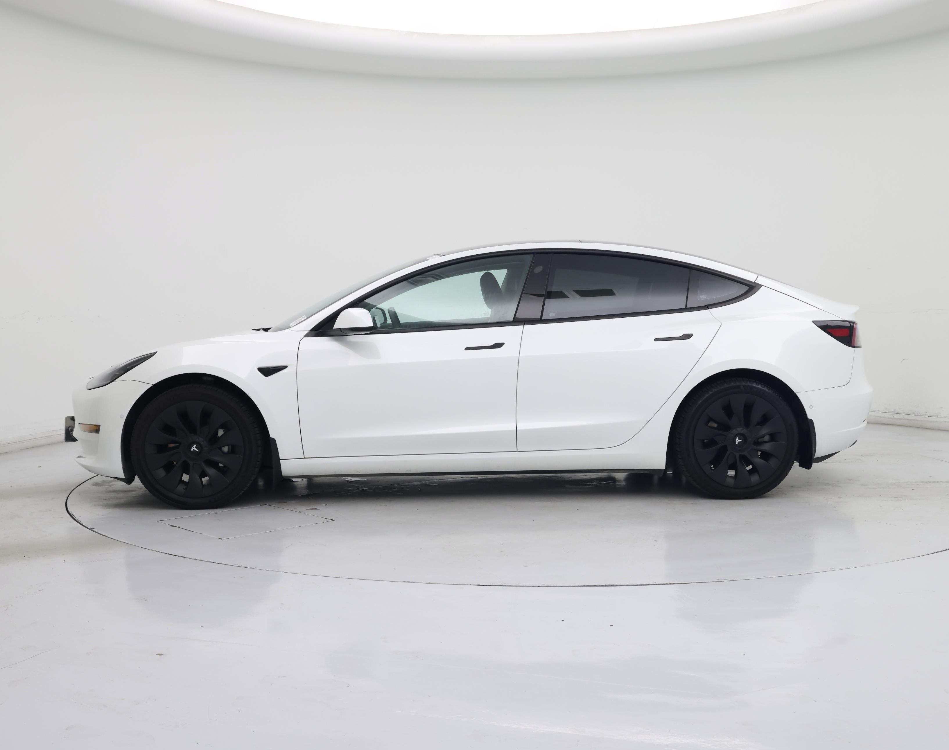 Thumbnail: 2022 Tesla Model 3 - 3