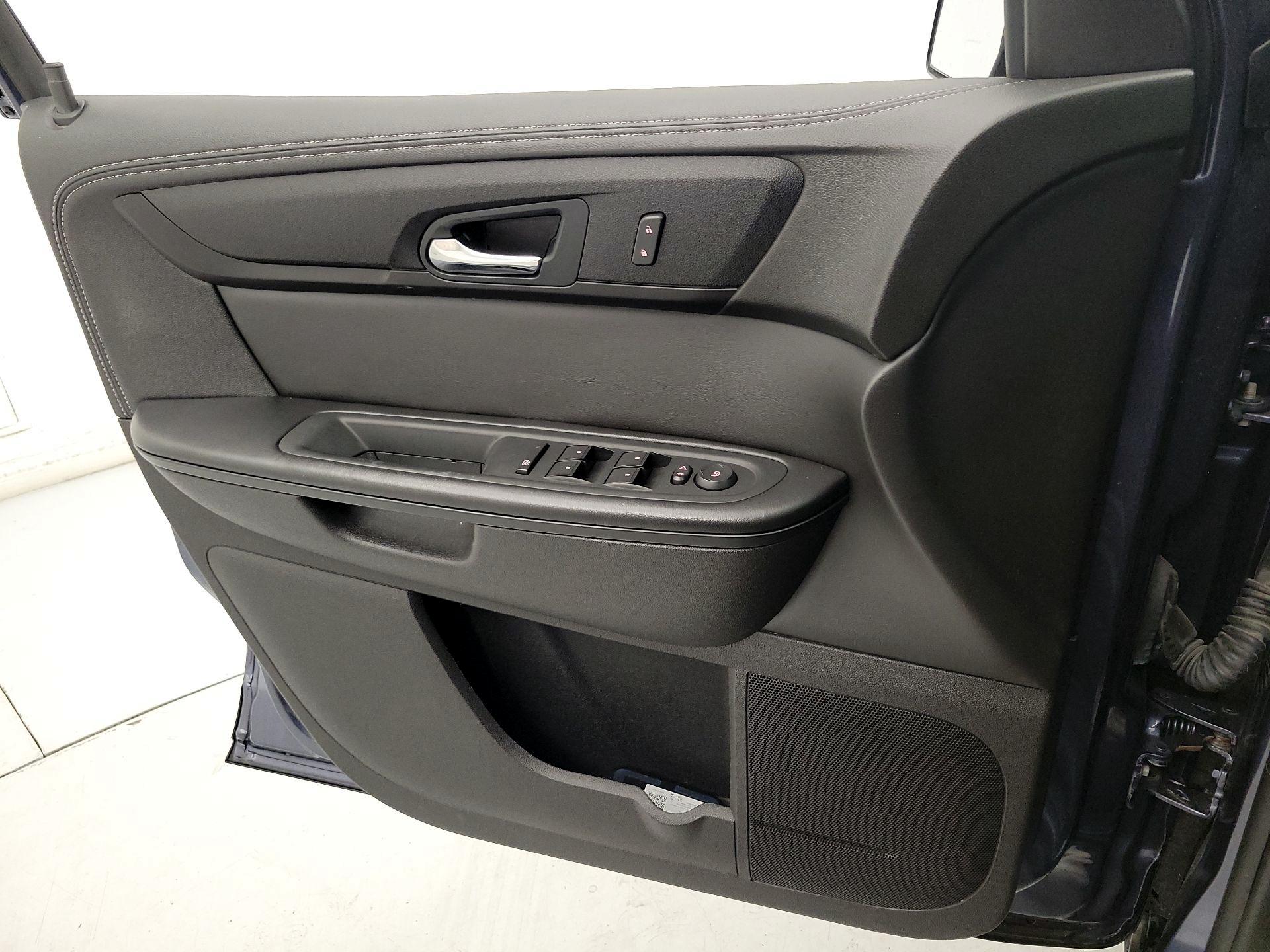 Thumbnail: 2014 GMC Acadia - 12