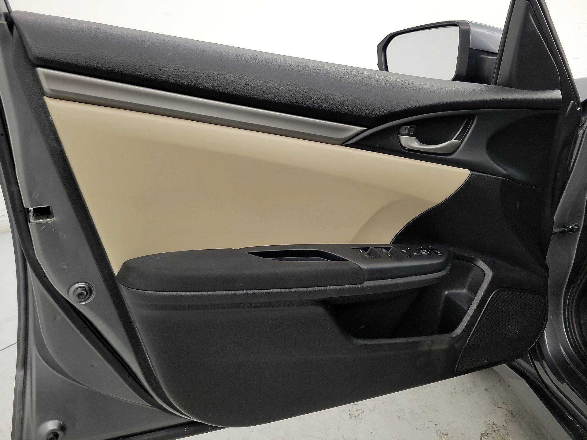 Thumbnail: 2018 Honda Civic - 12