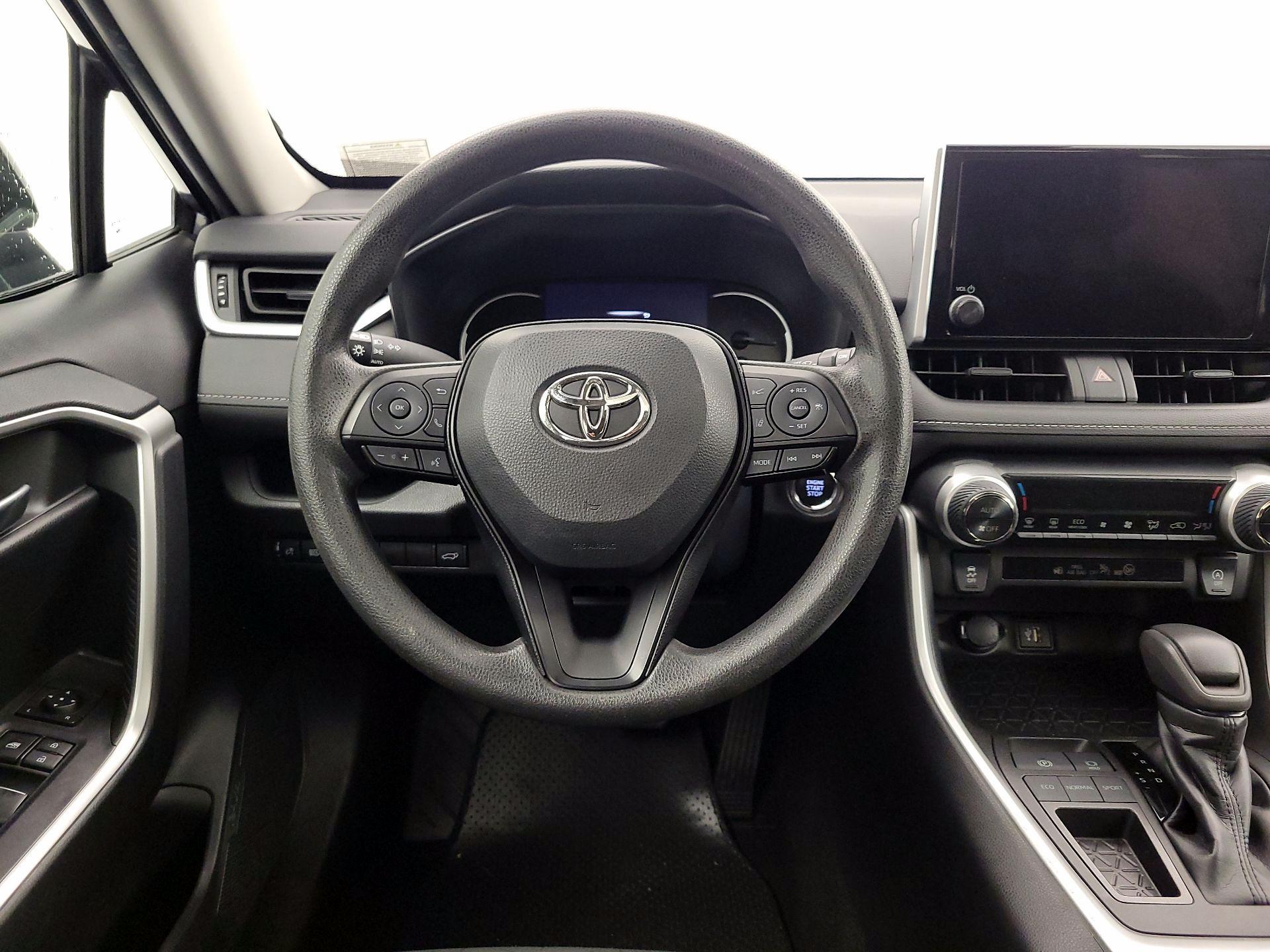 Thumbnail: 2023 Toyota RAV4 - 10