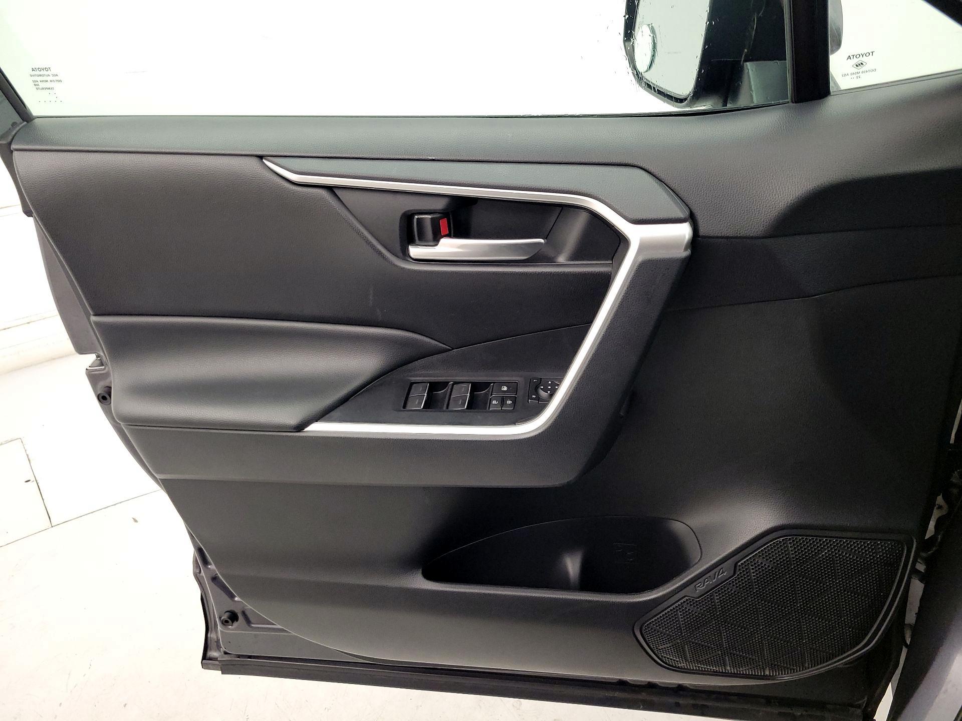 Thumbnail: 2023 Toyota RAV4 - 12