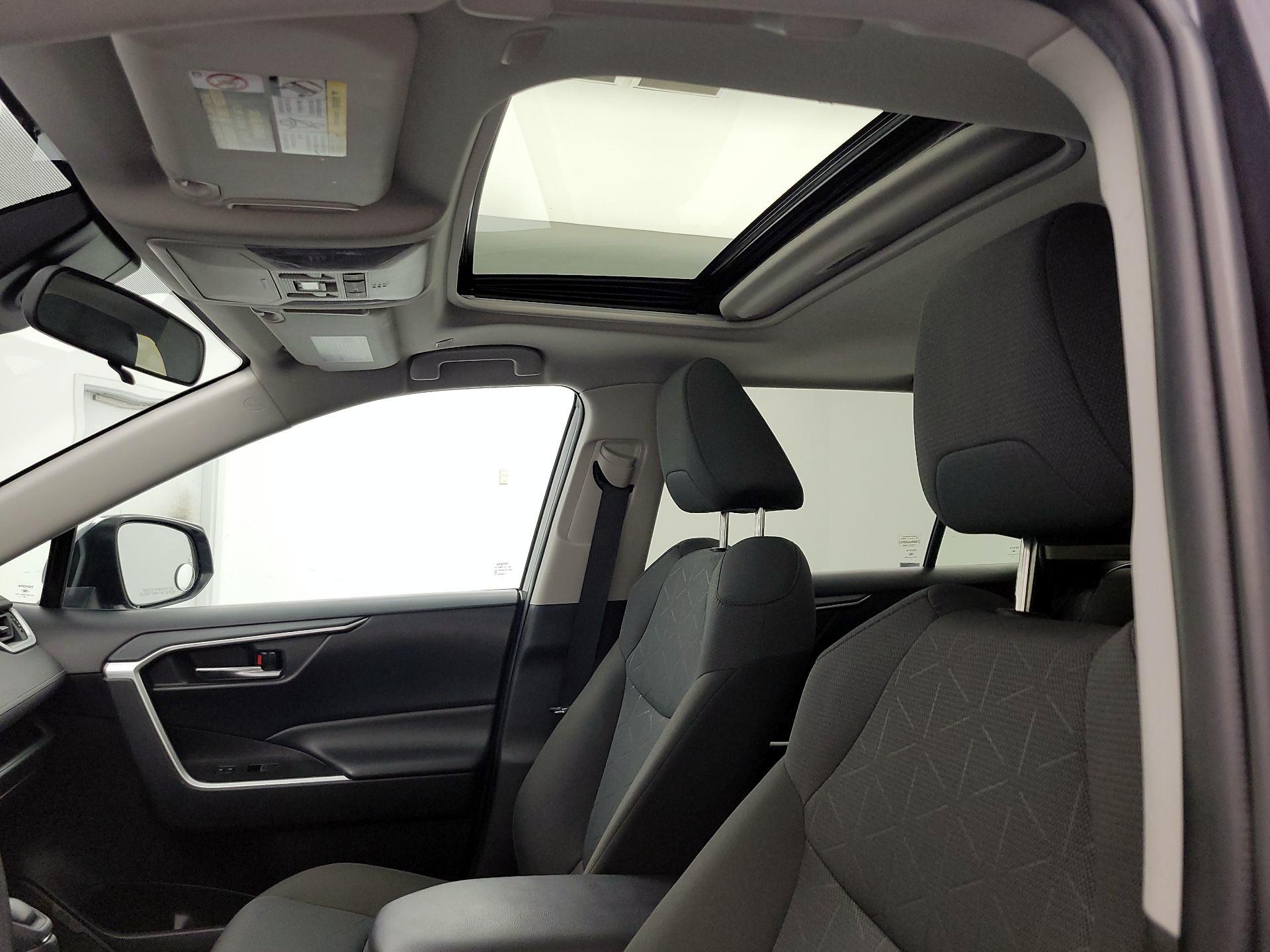 Thumbnail: 2023 Toyota RAV4 - 18